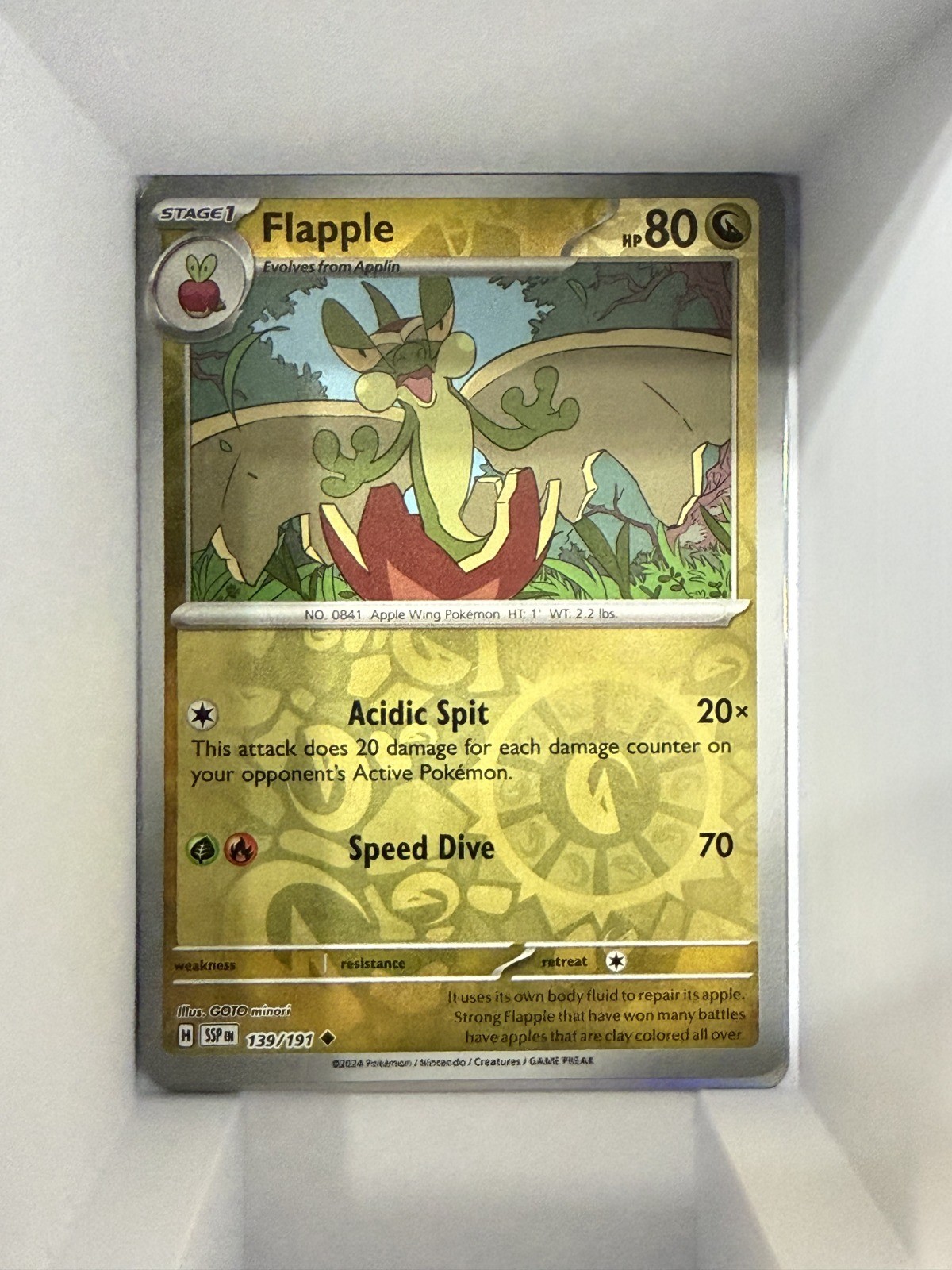 Flapple – Reverse Holo Uncommon SV08: Surging Sparks 139/191 NM