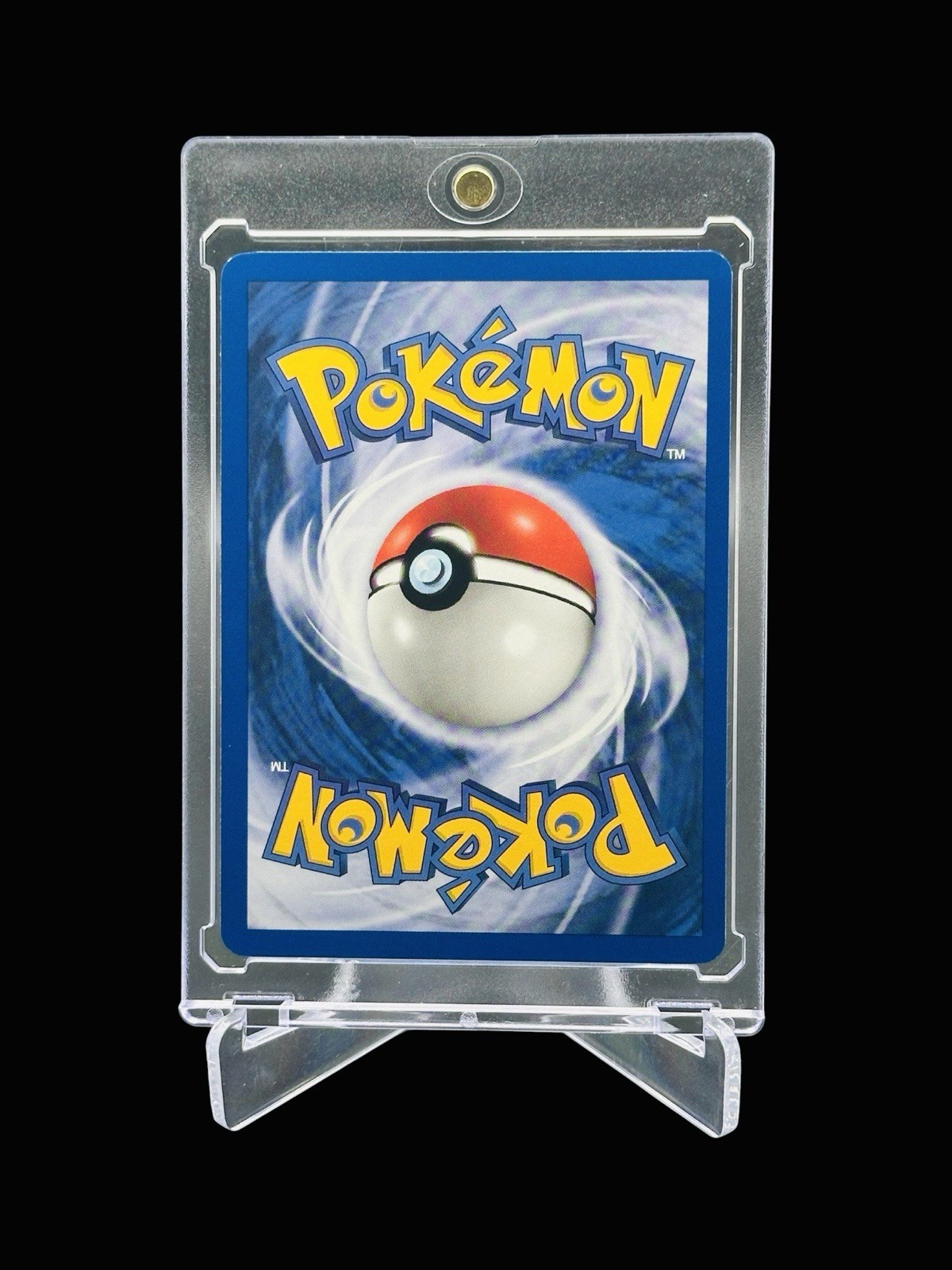 Squirtle Team Rocket 1st Edition 68/82 Pokemon 2000 Vintage NM+