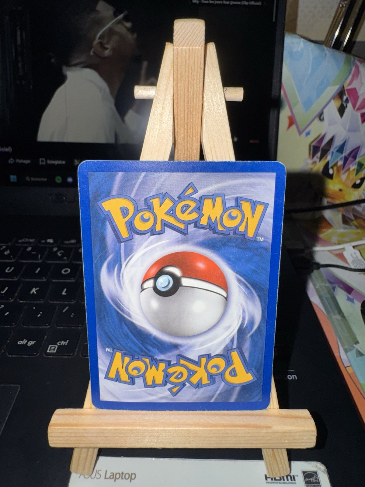 Latias 8/113 Reverse Holo – EX Delta Species – EX Delta Species – English/English