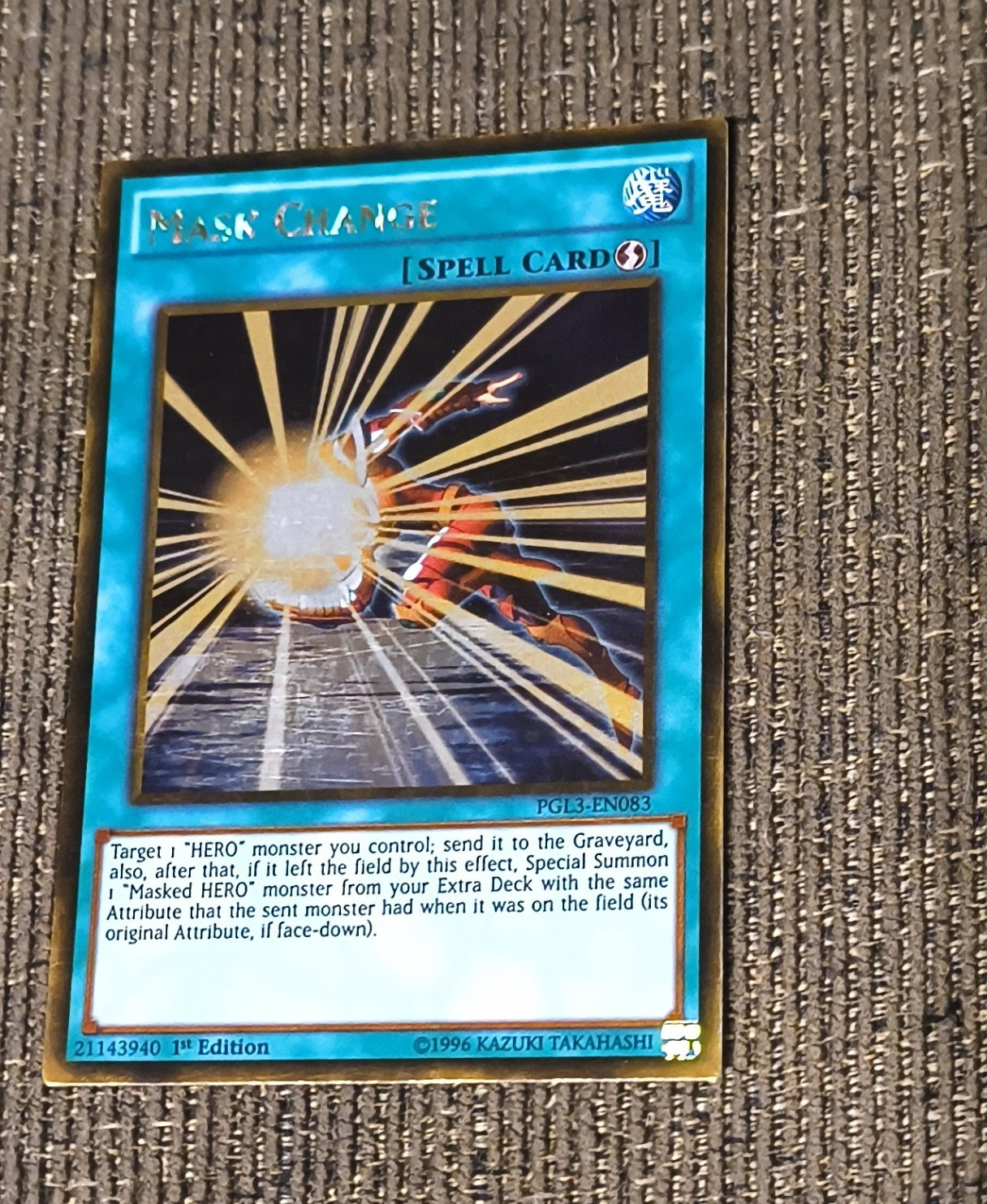 Yu-Gi-Oh! TCG Mask Change PGL3-EN083 Gold Rare Gold Finish Spell EN 1st Ed