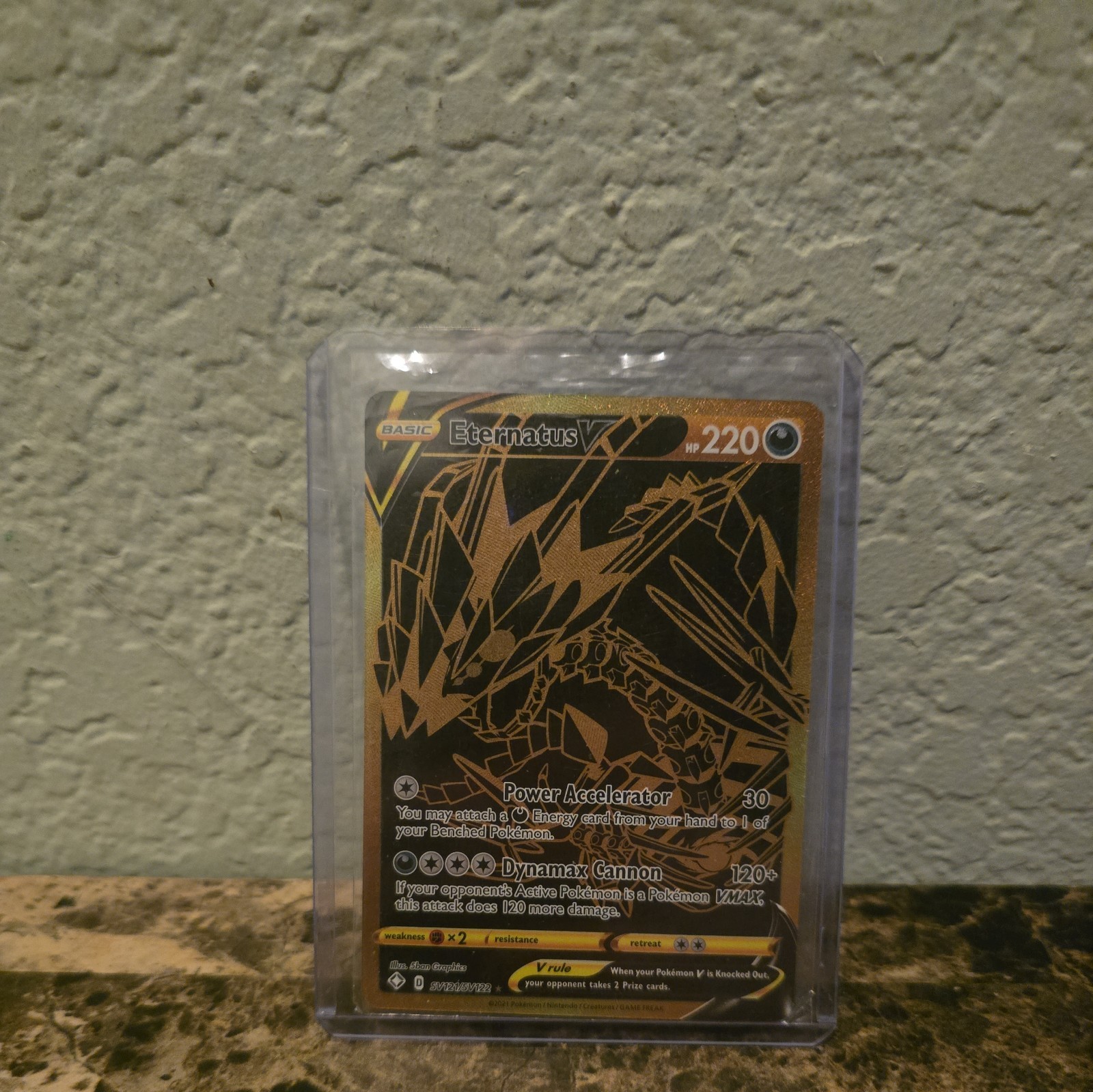 Pokémon TCG Eternatus v SV121/SV122 Shining Fates Gold Ultra Rare