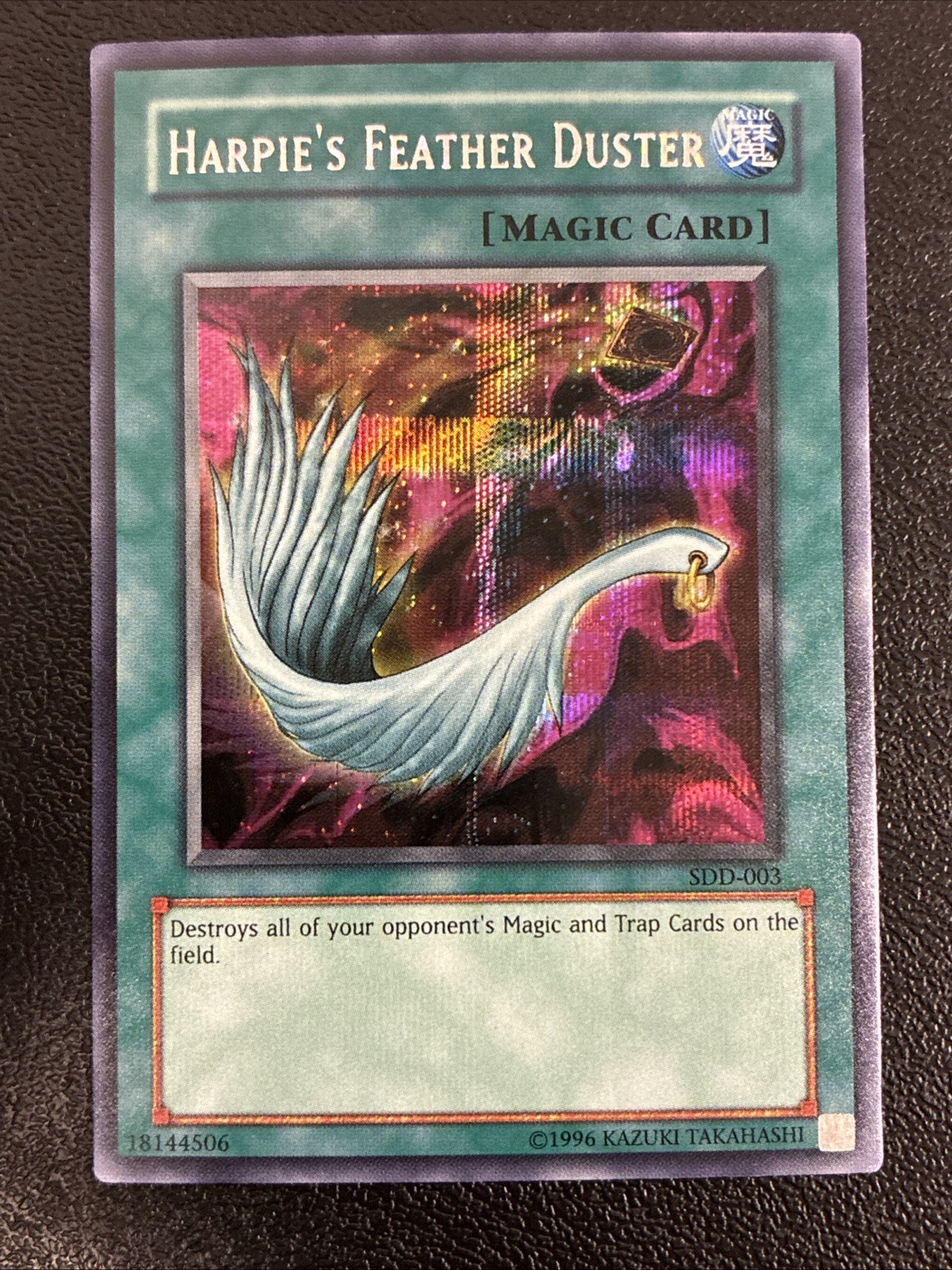 Harpie’s Feather Duster SDD-003 Stairway to the Destined Duel