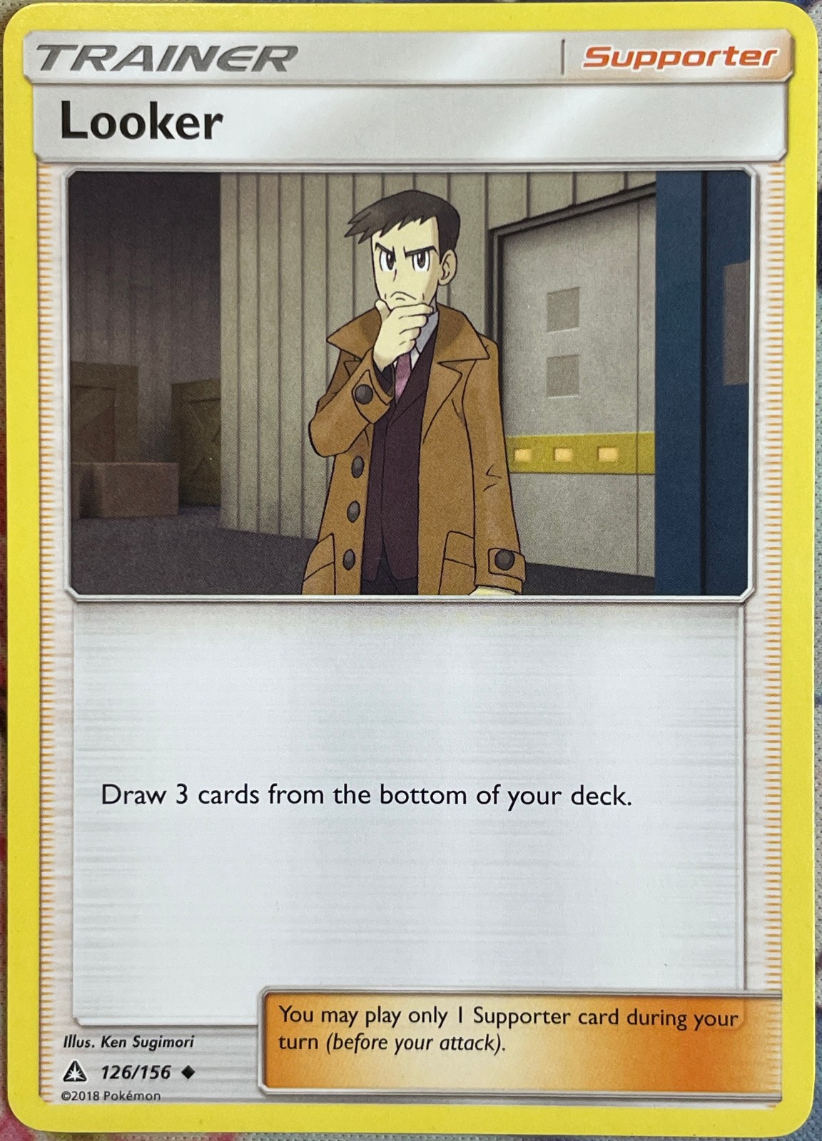 Looker – 126/156 – Ultra Prism Pokemon 2018