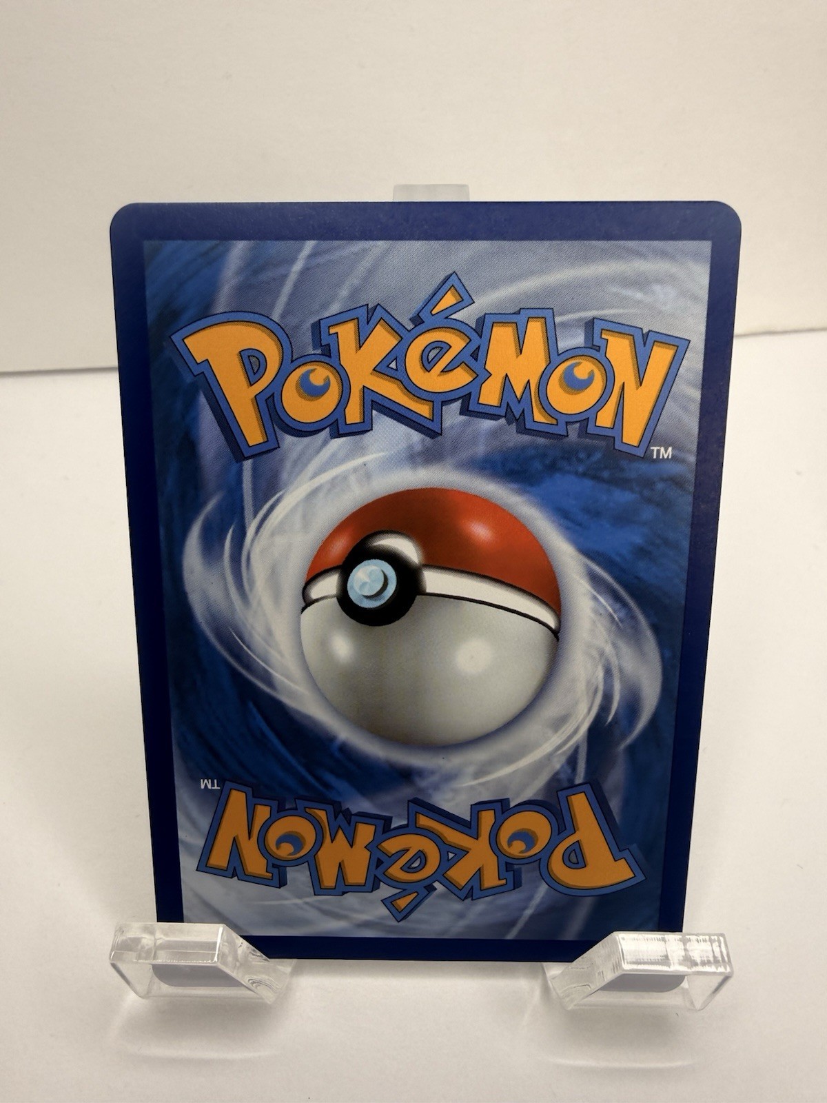Reshiram 113/114 Celebrations: Classic Collection Holo – MINT!