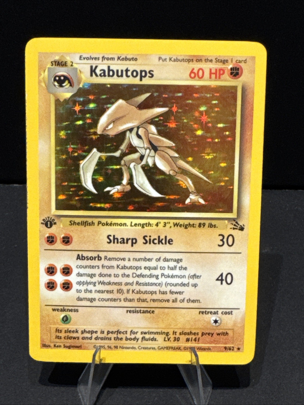 Kabutops 9/62 Fossil Holo (First Edition)