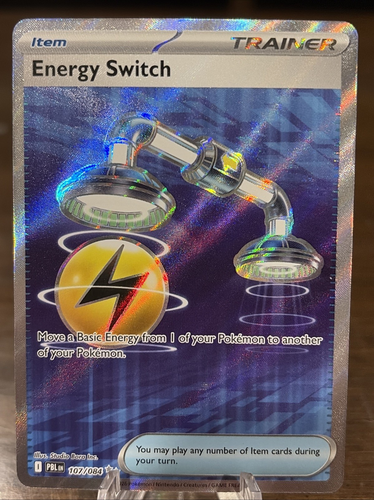 Energy Switch 107/084 Me05: Pitch Black Holo