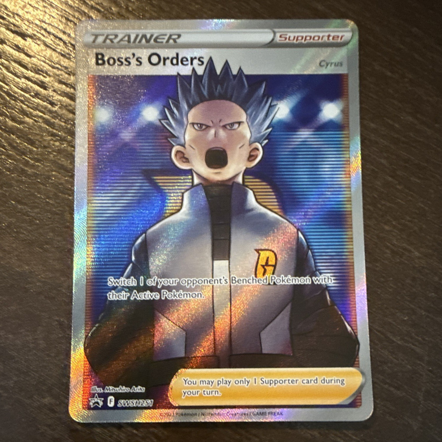 The Pokémon Company Boss’s Orders Cyrus SWSH Promo SWSH251 Holo Full Art EN
