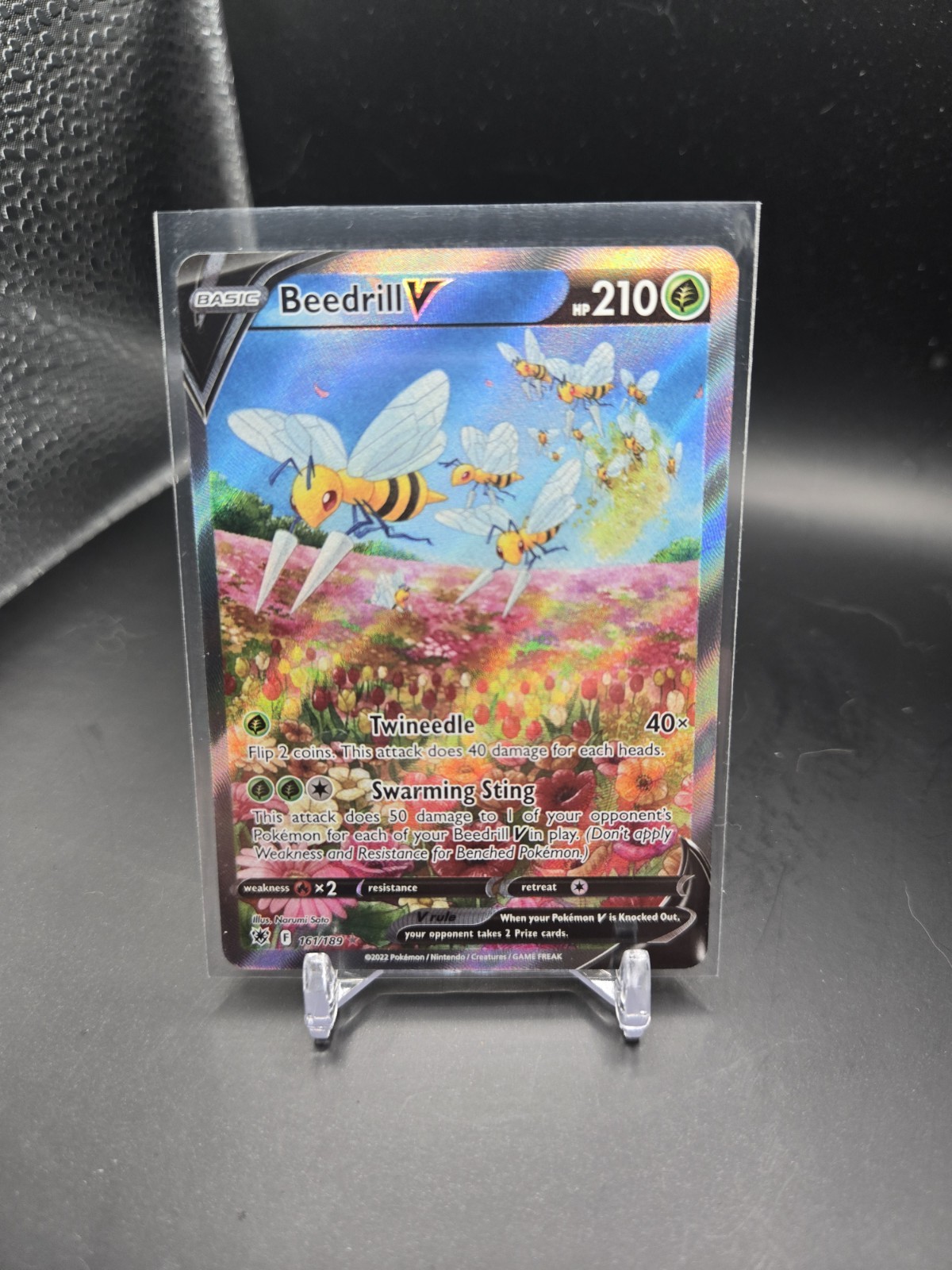 Beedrill V (Alternate Full Art) 161/189 Swsh10: Astral Radiance NM