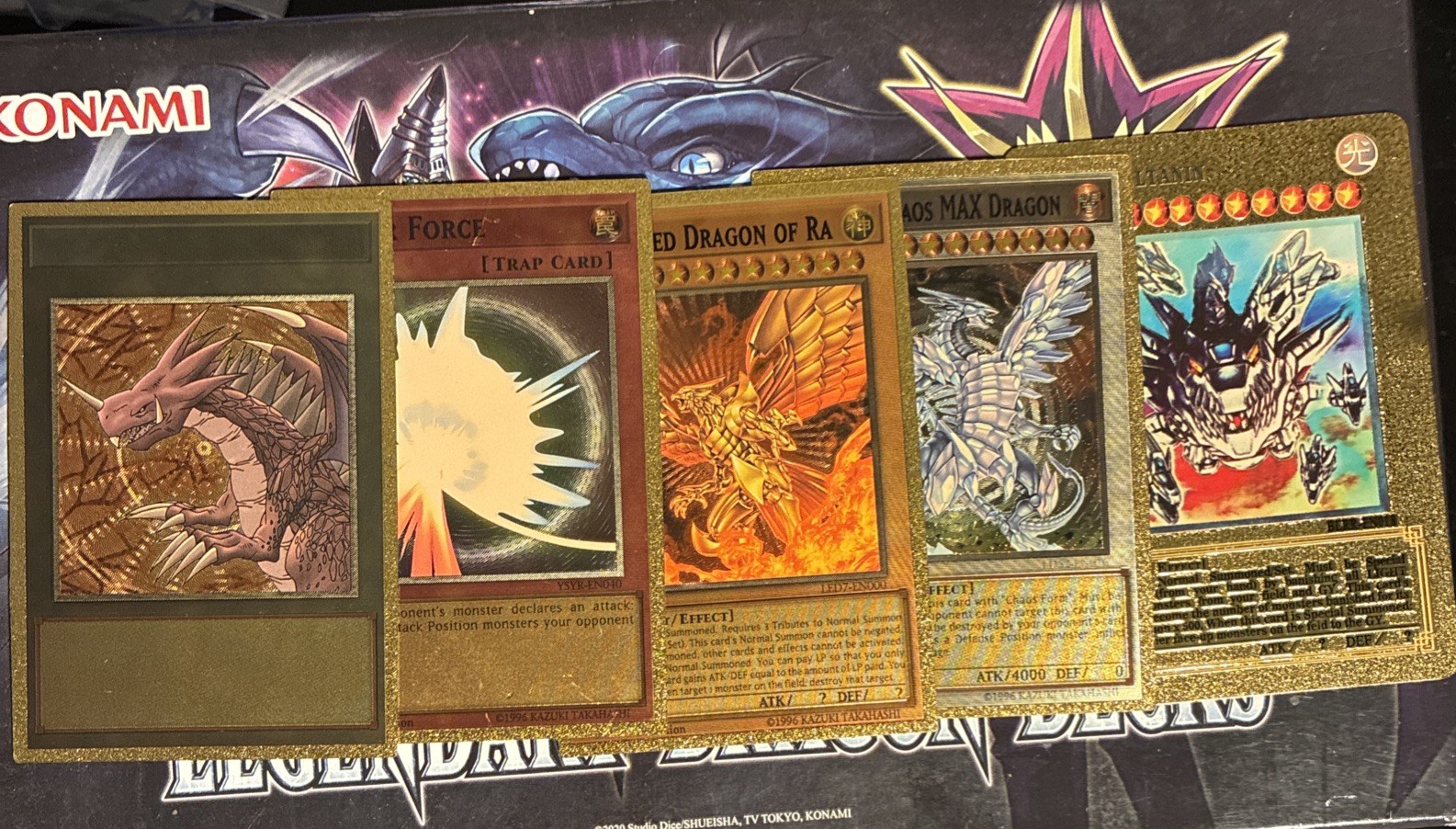 Yu-Gi-Oh! 5 Custom Gold Cards Plastic Foil