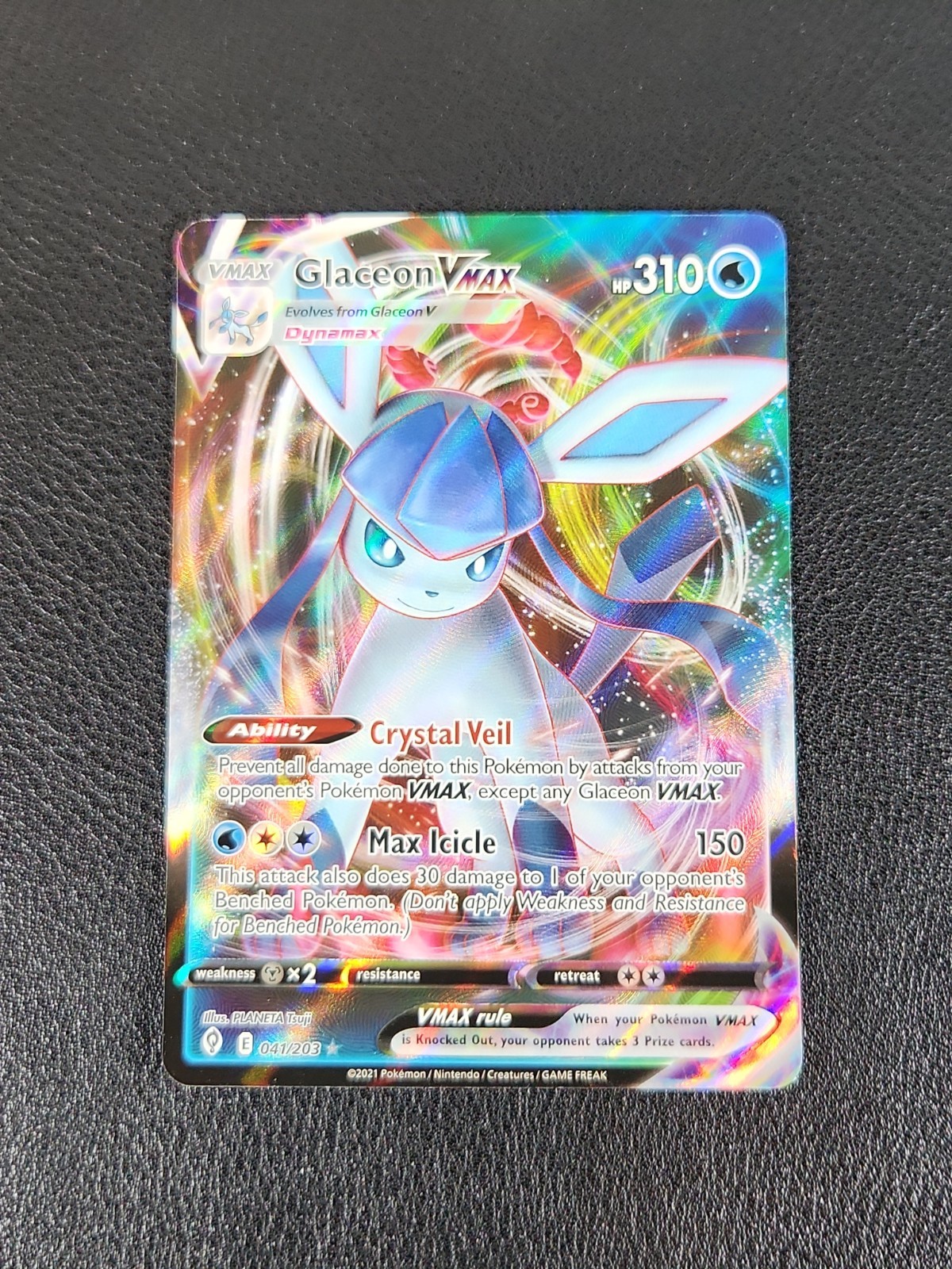 Pokémon TCG Glaceon VMAX Evolving Skies 041/203 Holo Ultra Rare