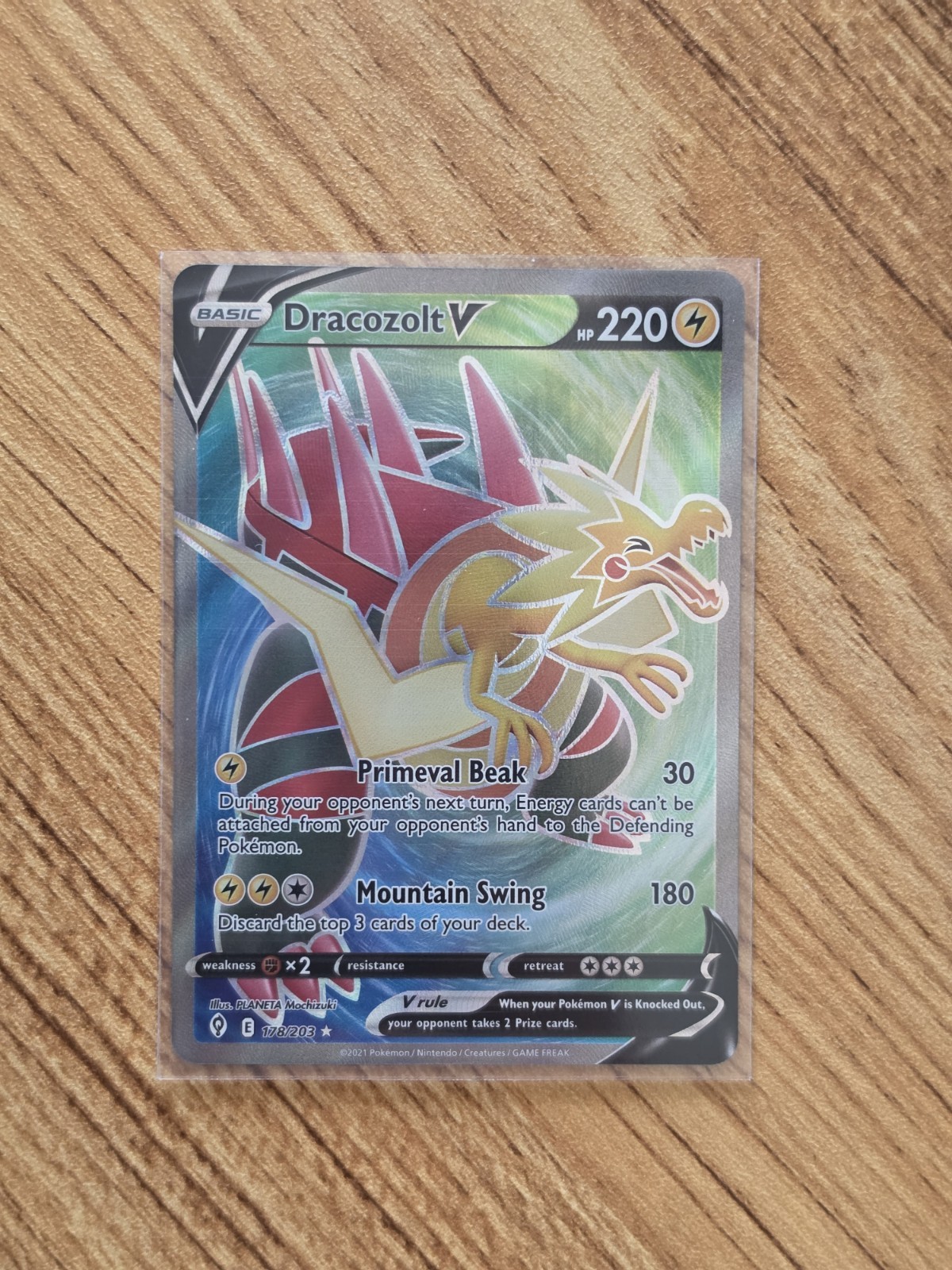 Dracozolt V (Full Art) 178/203 SWSH07: Evolving Skies Holo