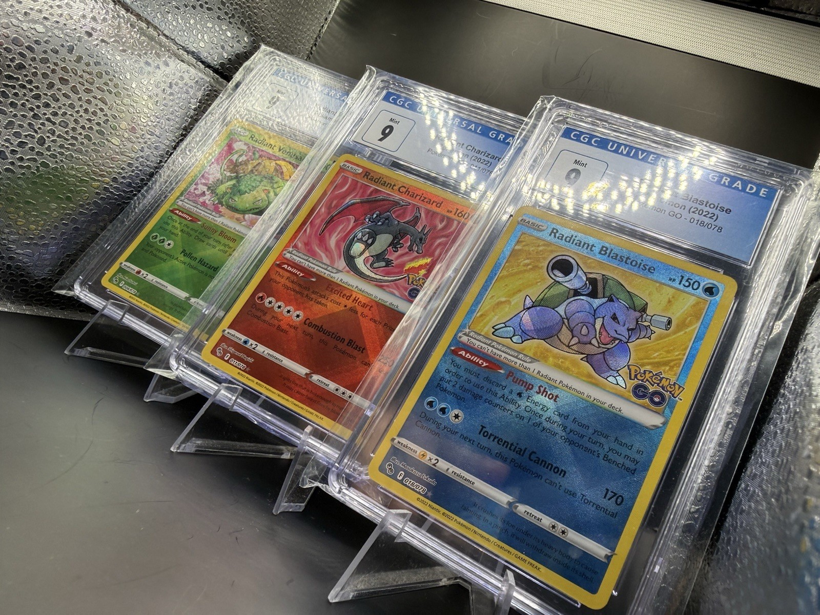 CGC 9 Sequential Set Radiant Charizard Venusaur Blastoise Pokémon GO 2022 Trio