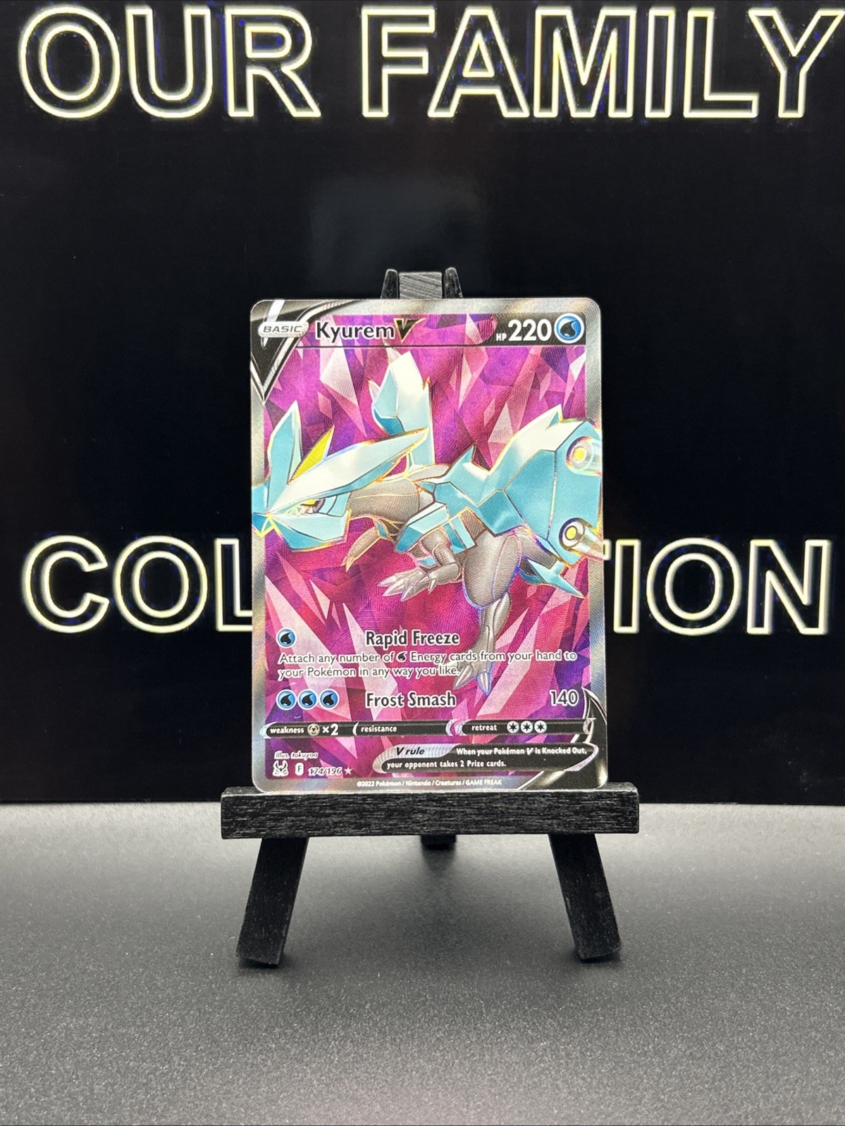 Pokémon Kyurem V Full Art 174/196 LOR Lost Origin NM