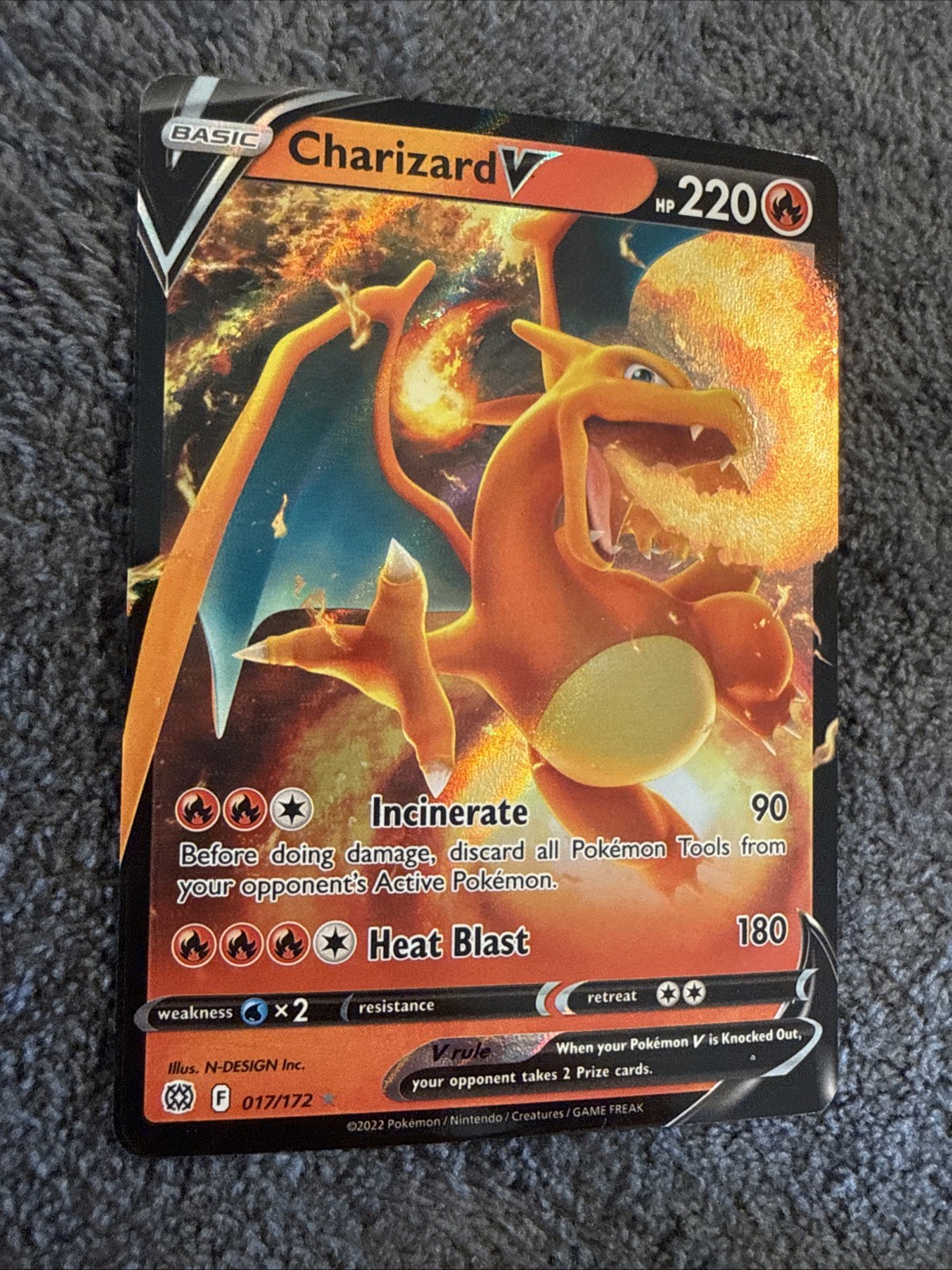 2022 Pokemon Brilliant Stars Charizard V 17 /172 Full art Holo illustration rare