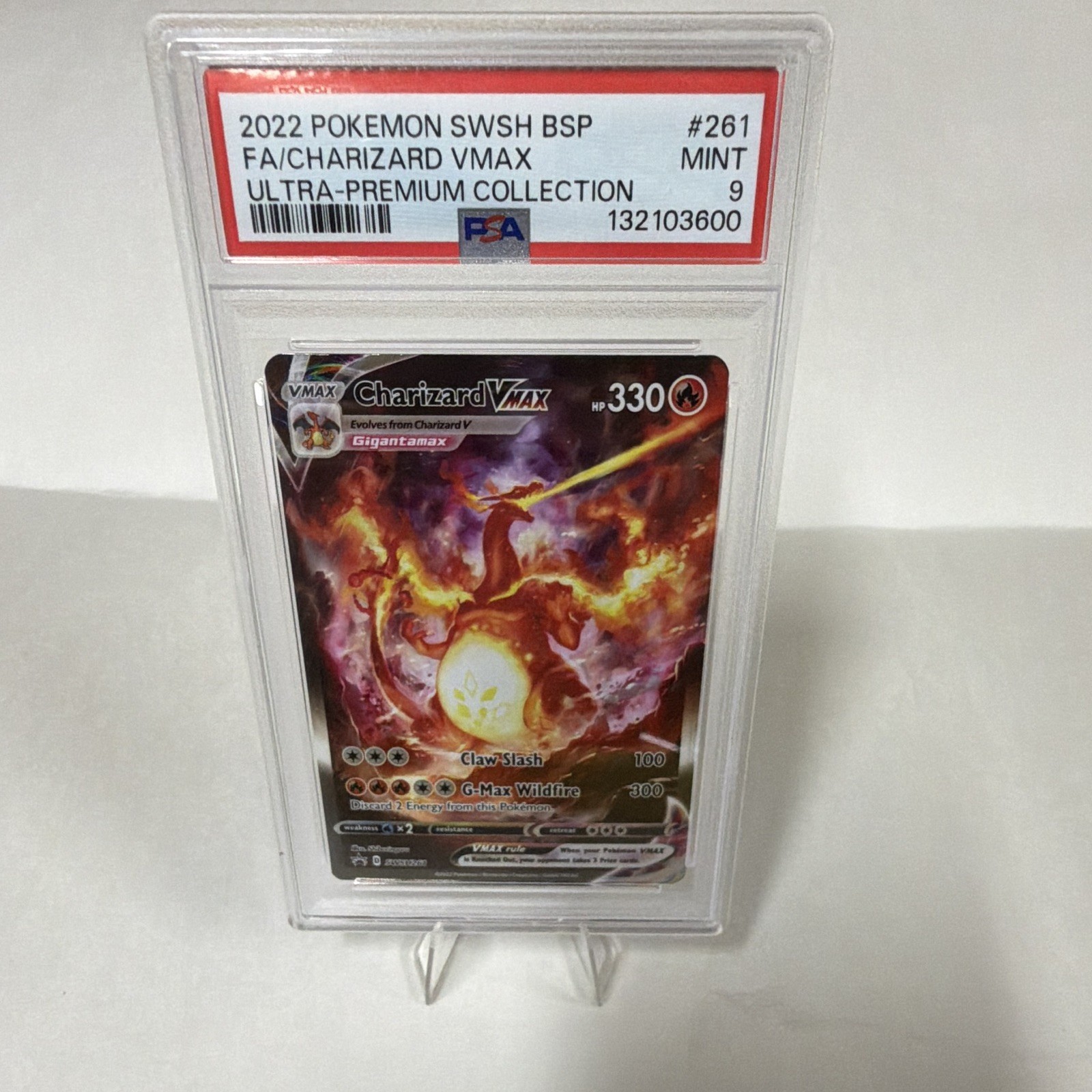 The Pokémon Company PSA 9 2022 Charizard VMAX SWSH261 Full Art Holo Promo