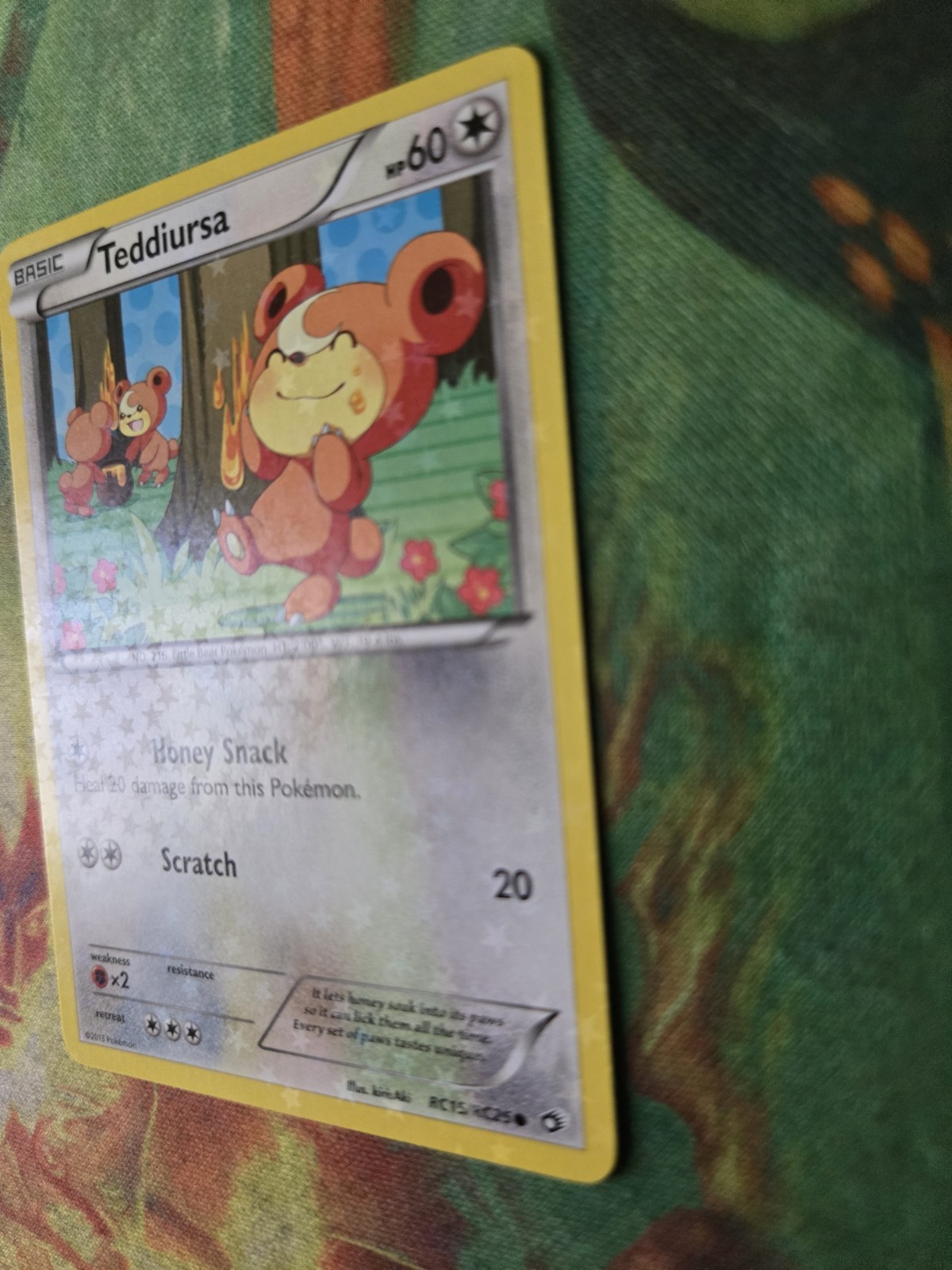 Teddiursa RC15/RC25 Holo Legendary Treasures: Radiant Collection Pokemon NM