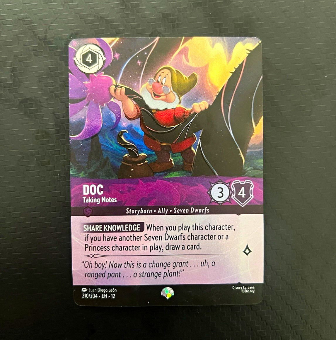 Disney Lorcana TCG Doc – Taking Notes 210/204 Enchanted Amethyst Foil Eng