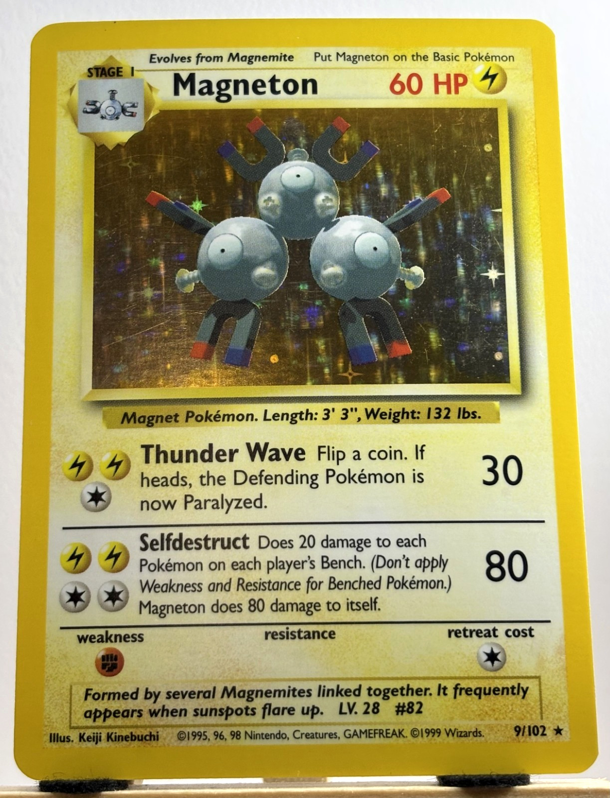 Magneton 009/102 Base Set Holo