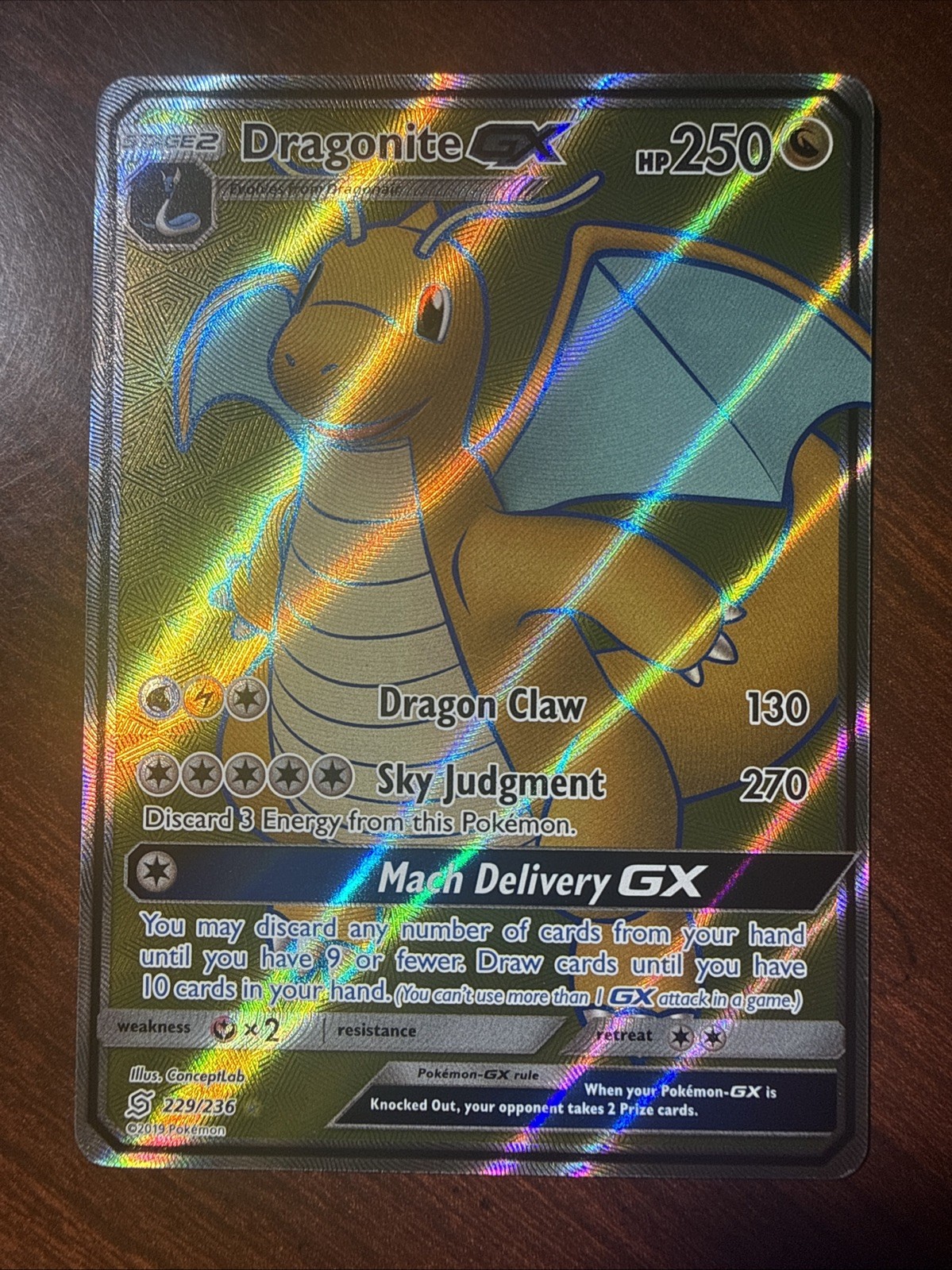 Pokémon Dragonite GX 229/236 SM Unified Minds