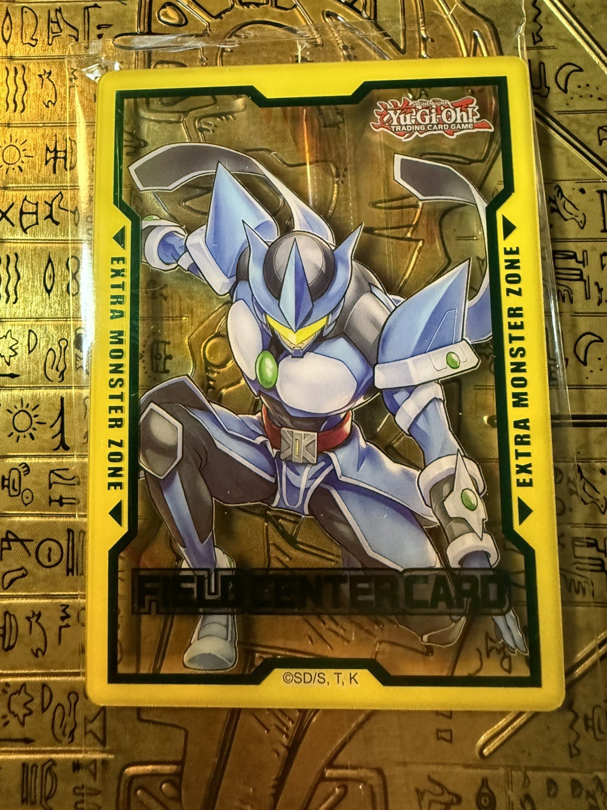 Yu-Gi-Oh! Masked Hero Fountain Field Center Card – BLGG Tuckbox Promo – SEALED