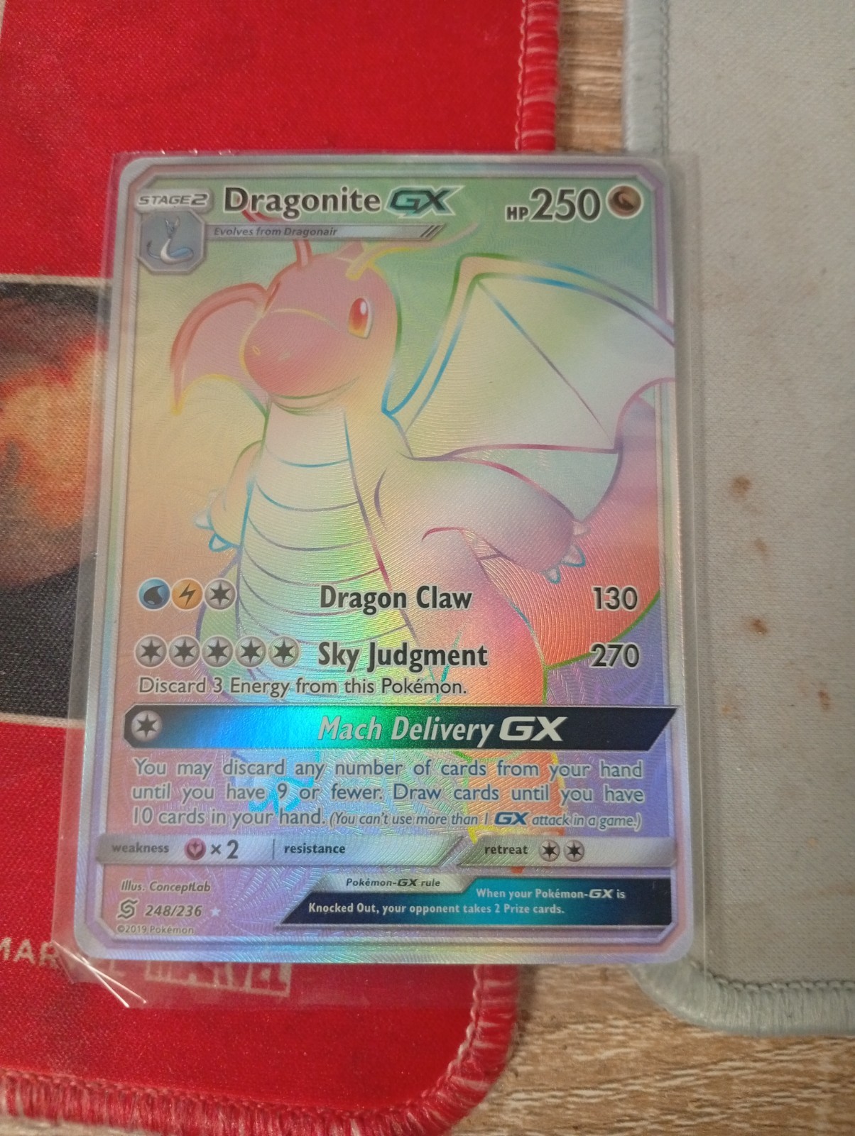 Dragonite GX (Secret) 248/236 Sm-Unfied Minds (RAW: Nongraded)