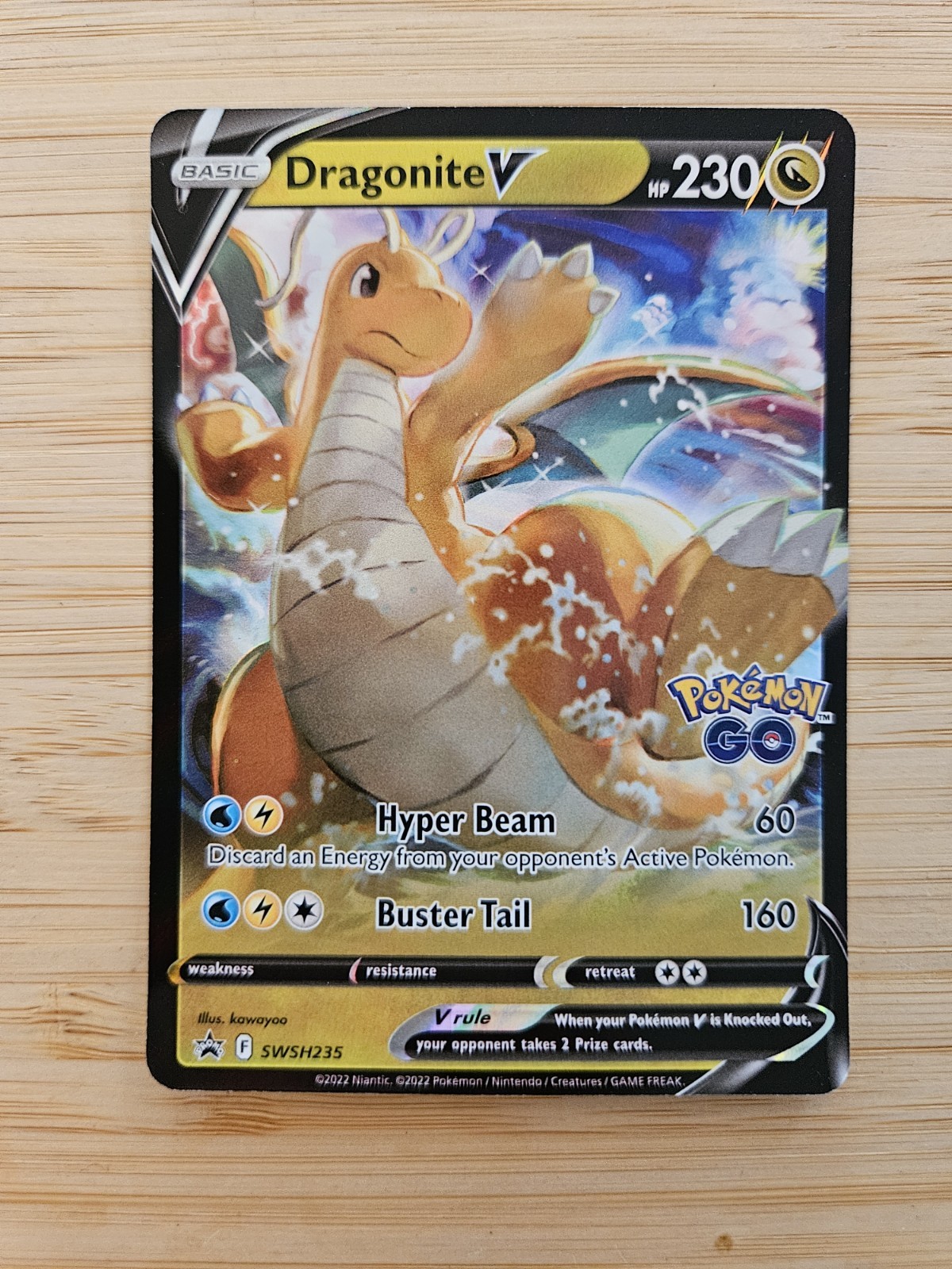 Dragonite V SWSH235 NM Holofoil Promo Rare Pokemon Card