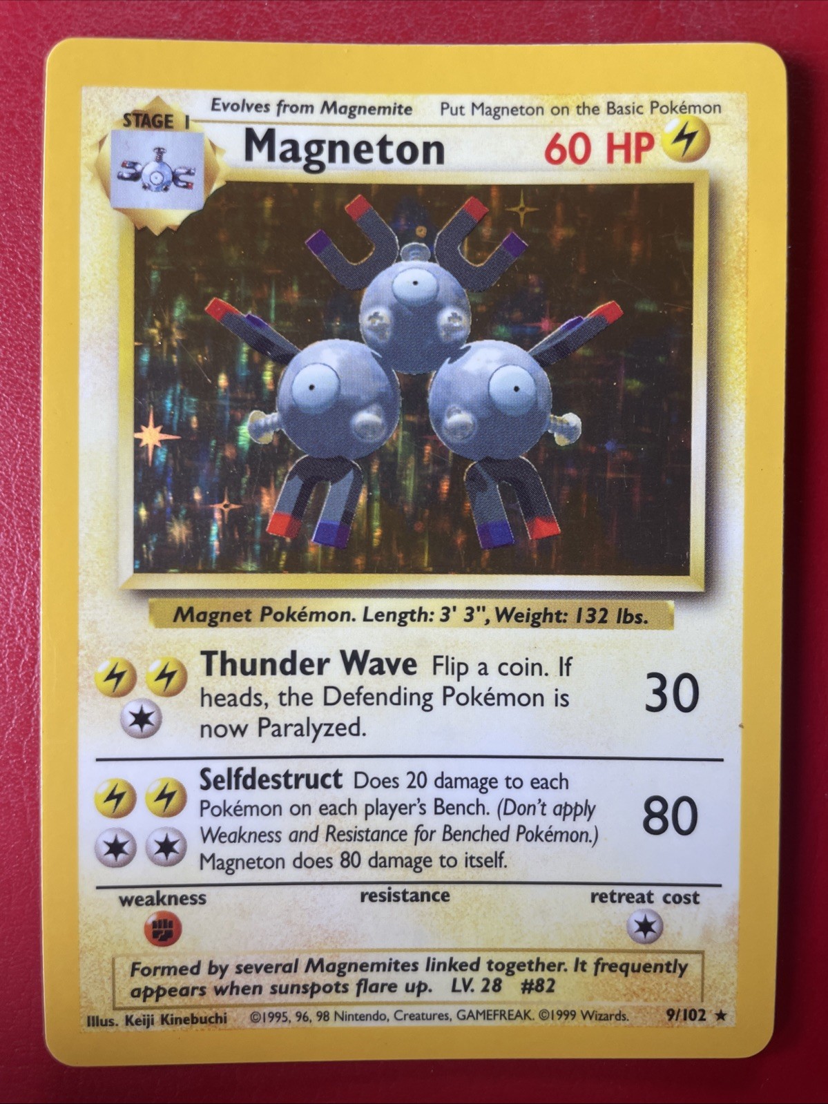 Magneton 009/102 Base Set Holo Pokemon Card