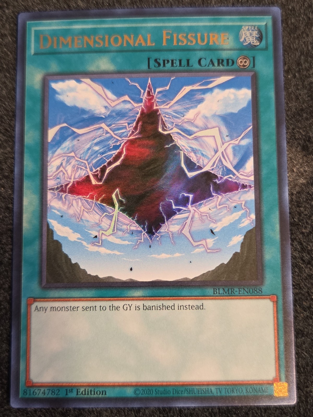 Yugioh Dimensional Fissure BLMR-EN088 Ultra Rare 1st Ed NM