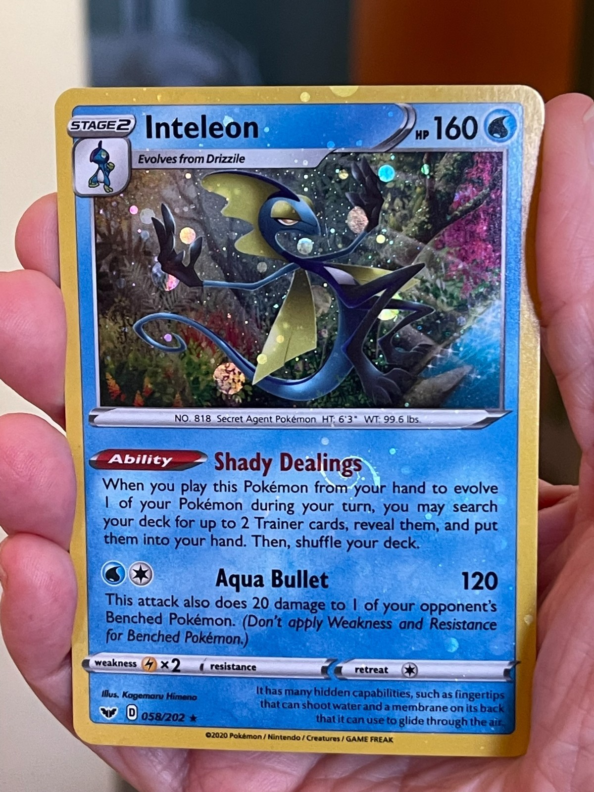 POKEMON INTELEON 058/202 RARE COSMOS HOLO HD SWIRL ERROR BLEED SWORD SHIELD NM