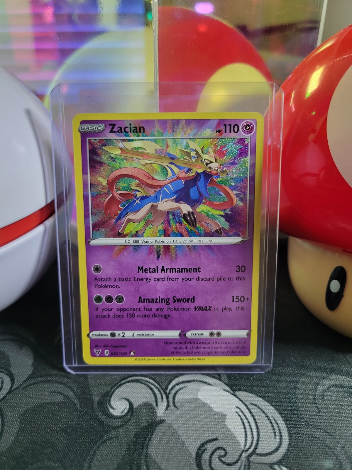 Zacian 082/185 Pokémon TCG Sword & Shield Vivid Voltage Amazing Rare Holo NM
