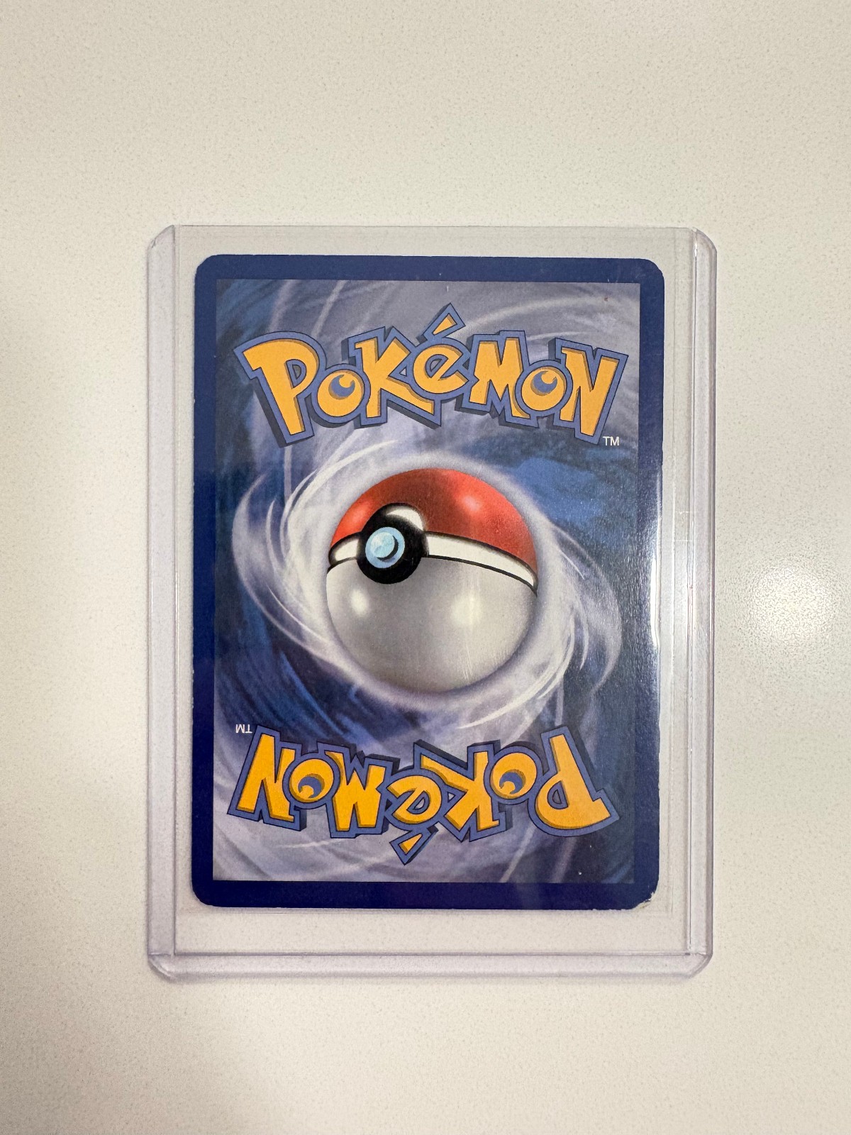 Reshiram 2011 Black & White Base Full Art Holo 113/114 NM – Moderate Condition