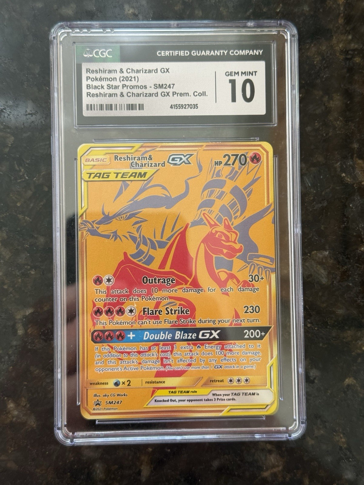 CGC 10 Reshiram & Charizard GX SM247 Black Star Promo Tag Team Premium Col Box