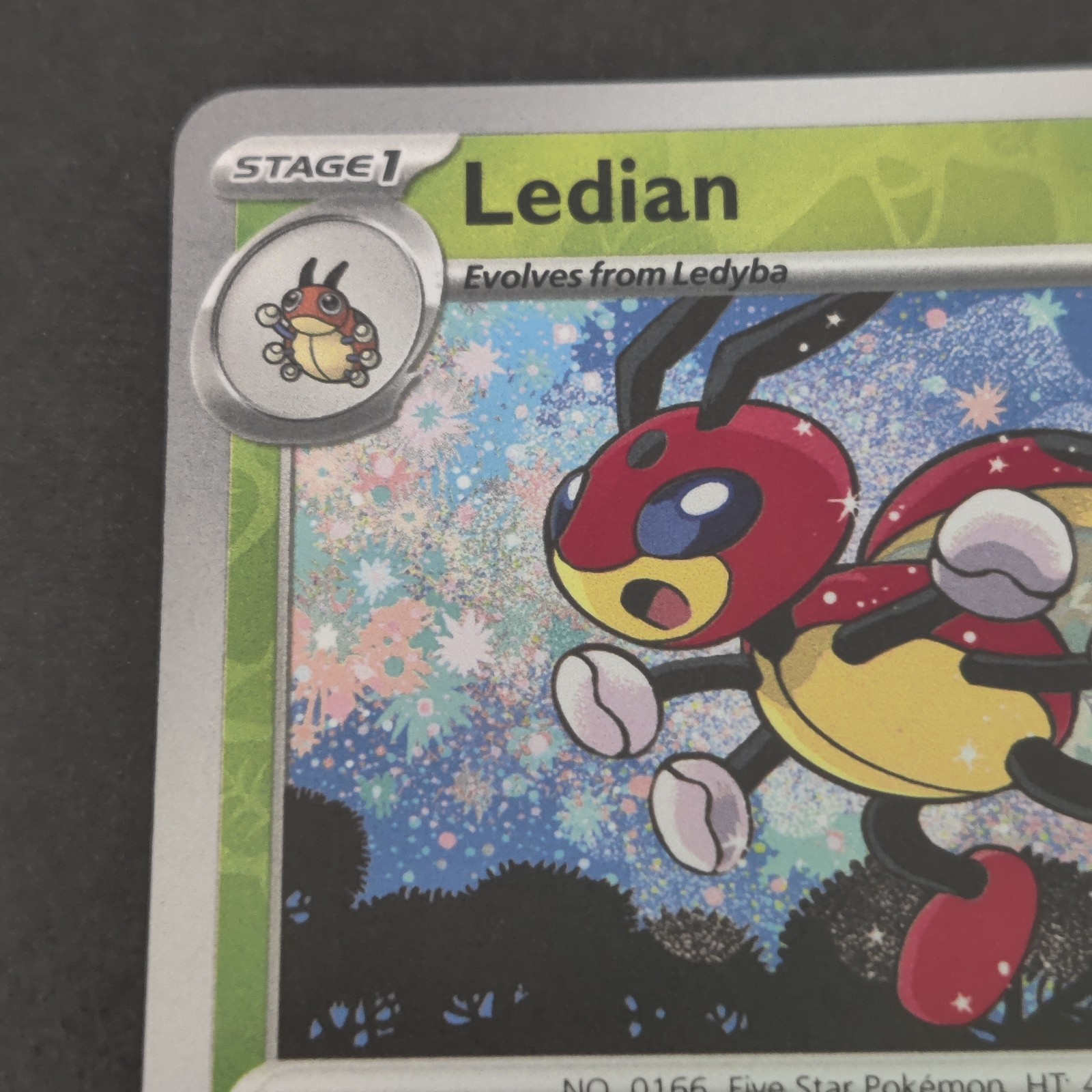 REVERSE HOLO Ledian 003/142 NM / M – Stellar Crown Pokemon Card Masako Tomii Art