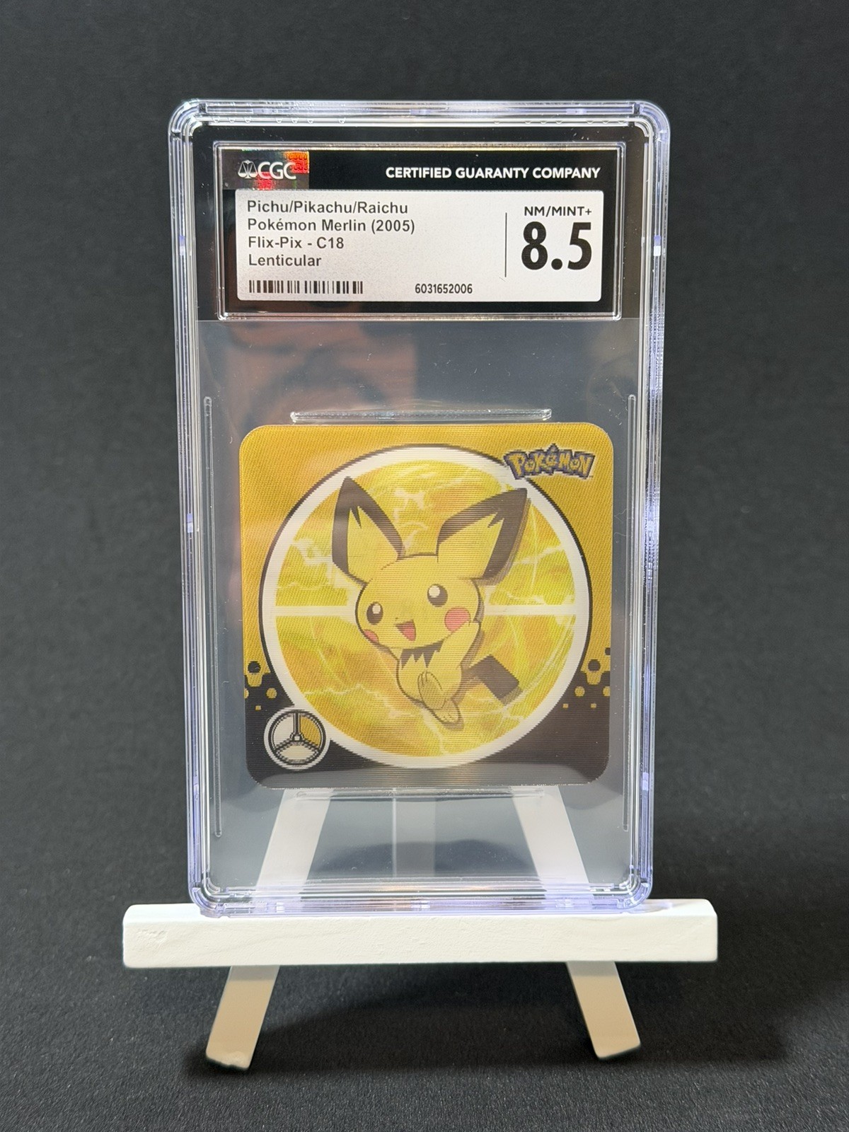 CGC 8.5 Pichu/Pikachu/Raichu (C18) 2005 Pokémon Topps Merlin Flix-Pix Lenticular