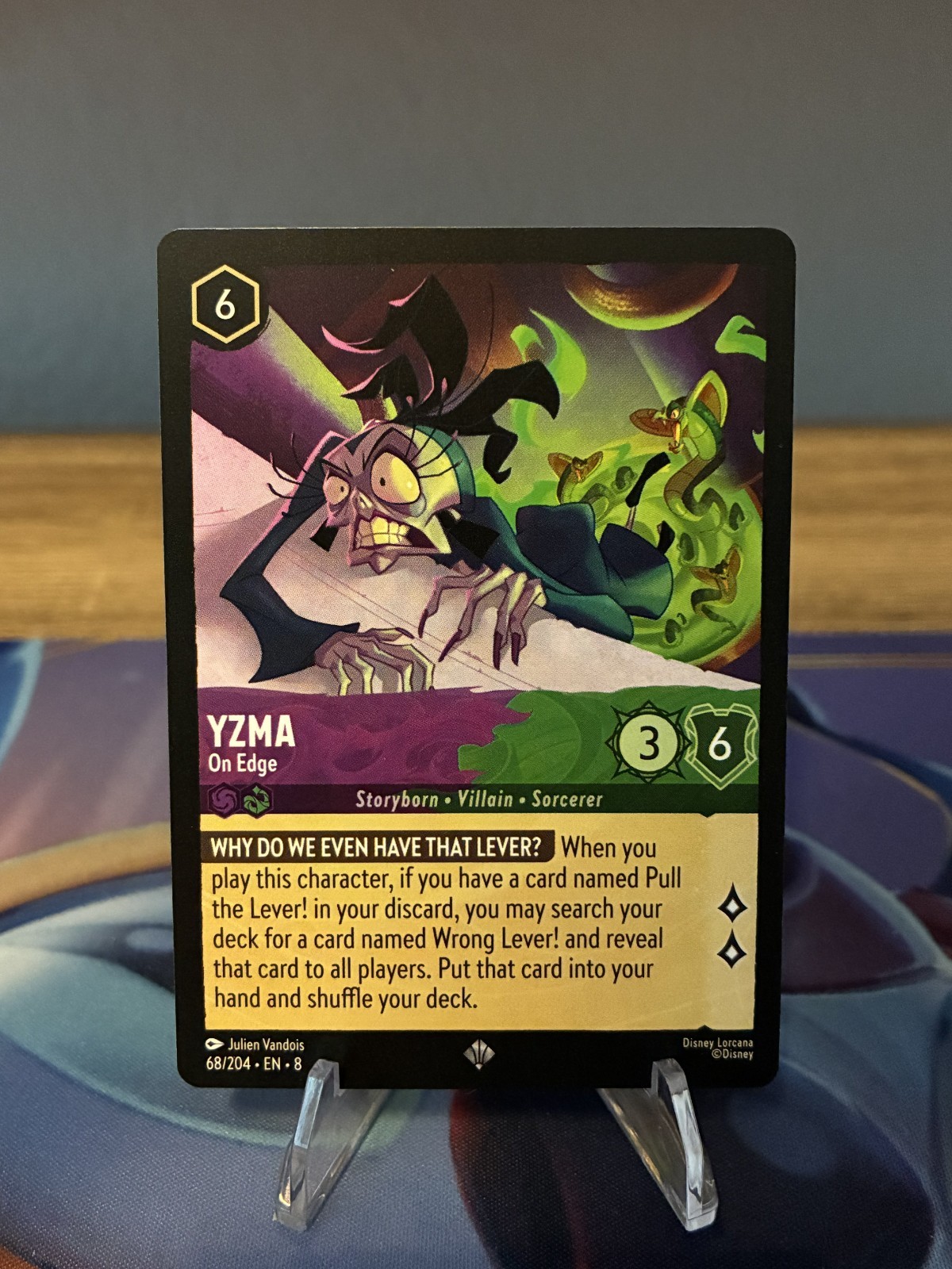 Disney Lorcana – Yzma On Edge 68/204 – Reign of Jafar – Super Rare – Regular
