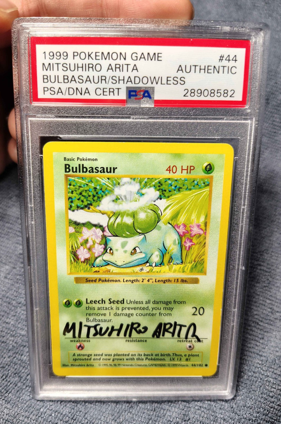 Pokemon Signed Shadowless Bulbasaur Mitsuhiro Arito 044/102 AUTHENTIC PSA
