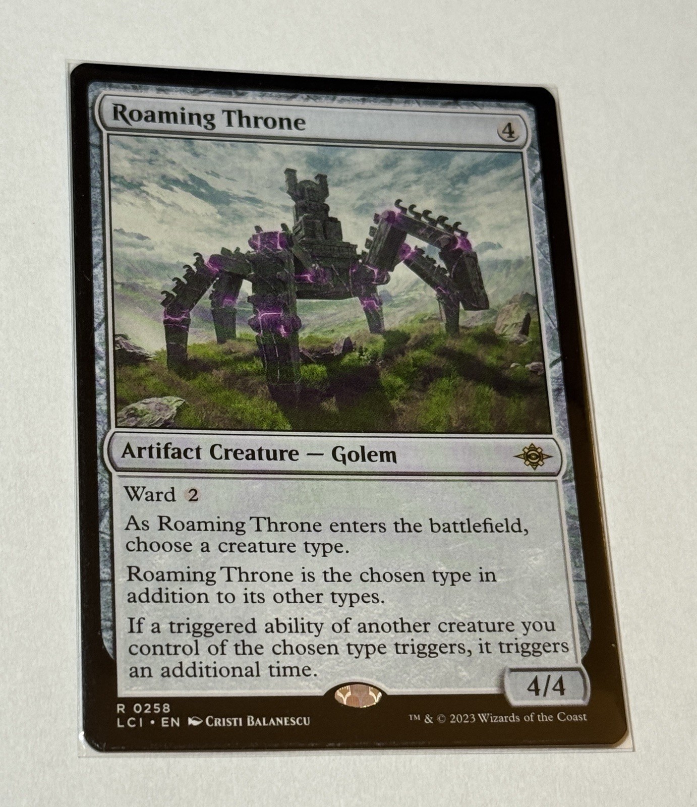 Roaming Throne (The Lost Caverns of Ixalan) – NM Pack Fresh MTG