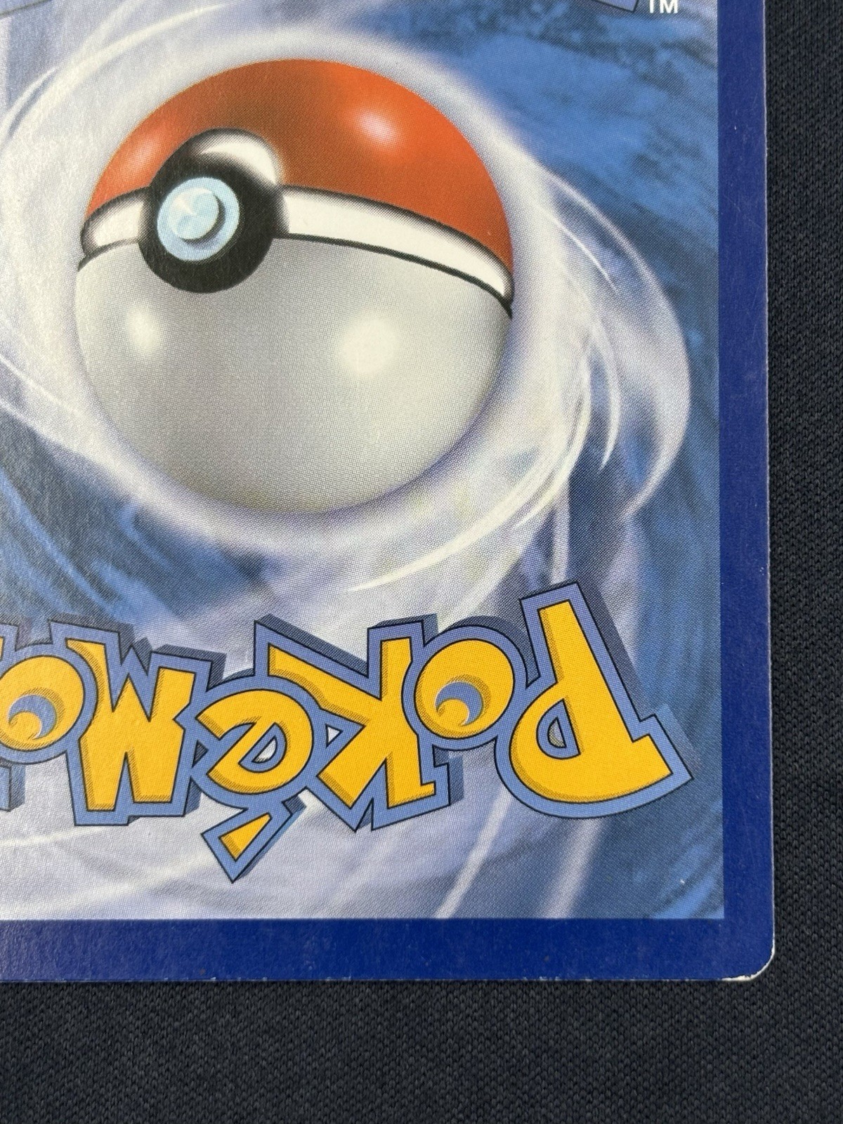 (Holo Bleed) Charizard 11/108 Evolutions Holo Pokemon Single