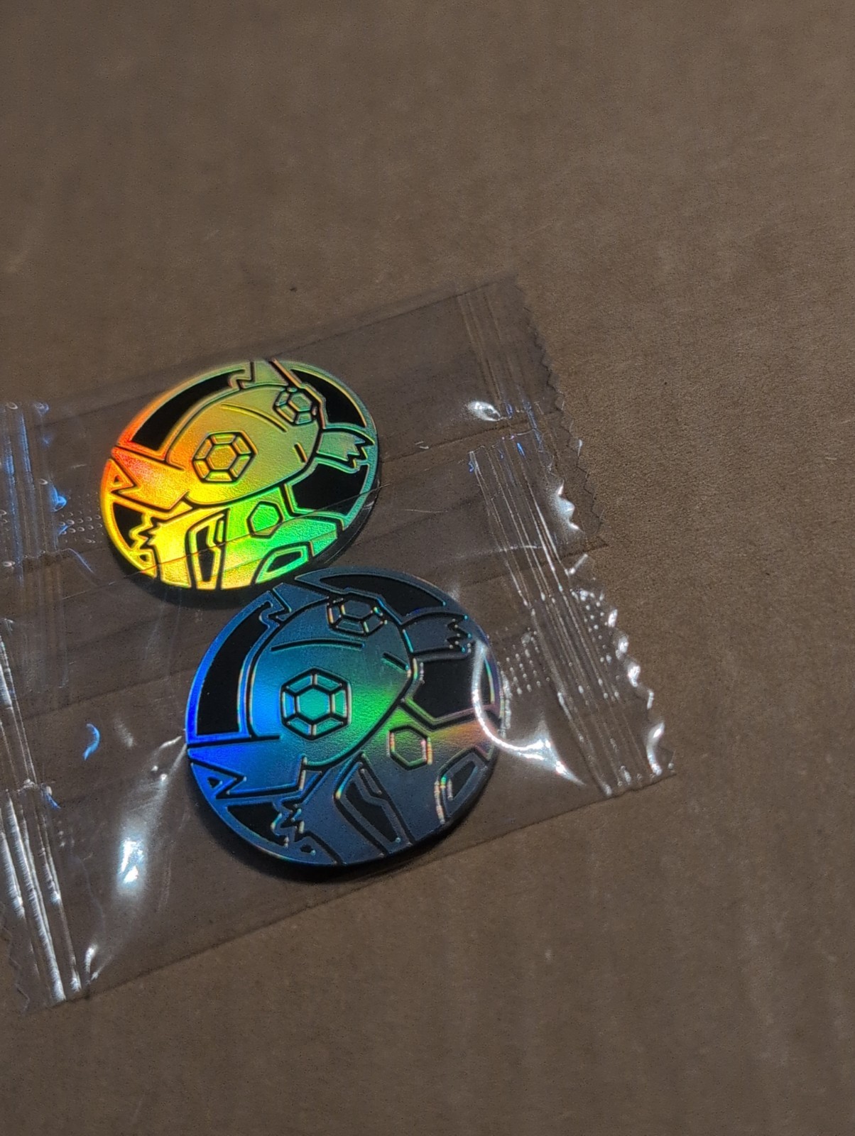 Pokemon Silver Rainbow Holographic Sableye Mini Coin From Chinese Gift Set