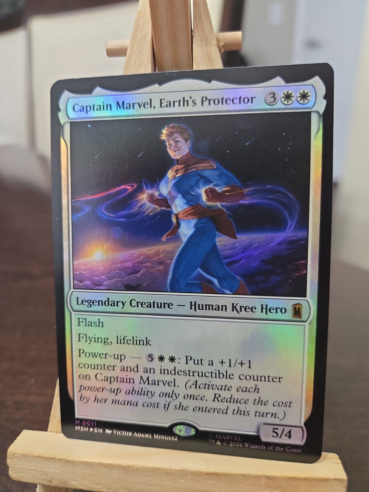 MTG Marvel Super Heroes Captain Marvel, Earth’s Protector Mythic Foil EN – 0011