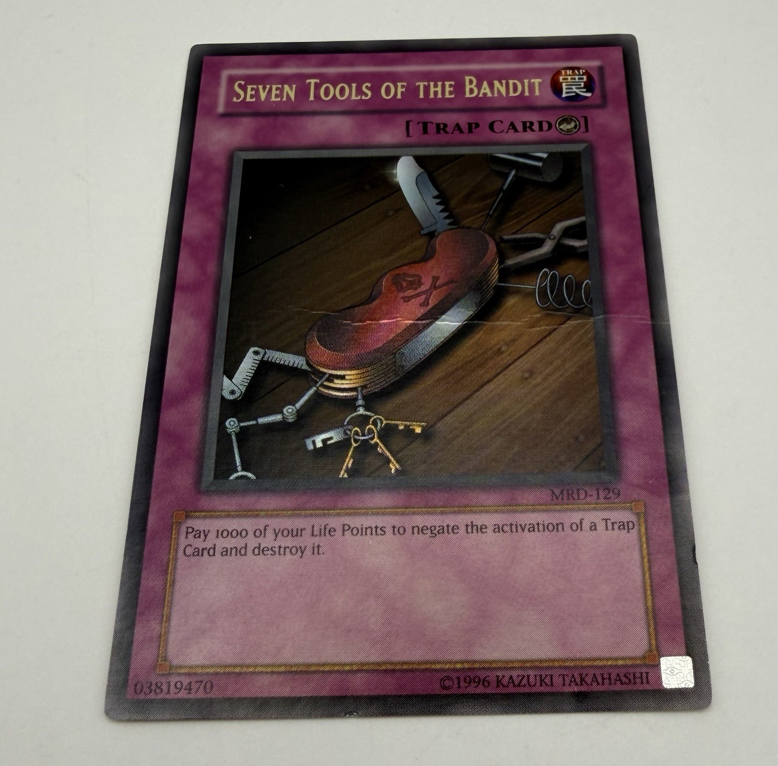 Yu-Gi-Oh Seven Tools of the Bandit MRD-129 Ultra Rare Unlimited HP Crease