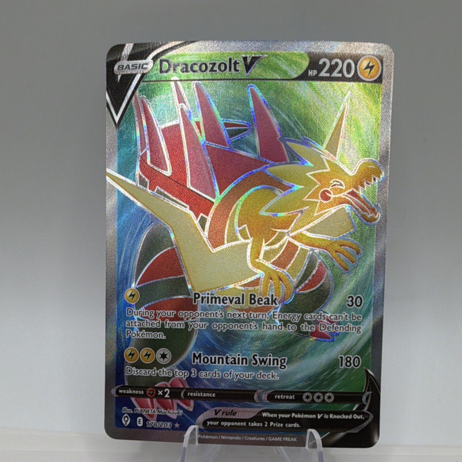 The Pokémon Company Dracozolt V 178/203 Holo NM