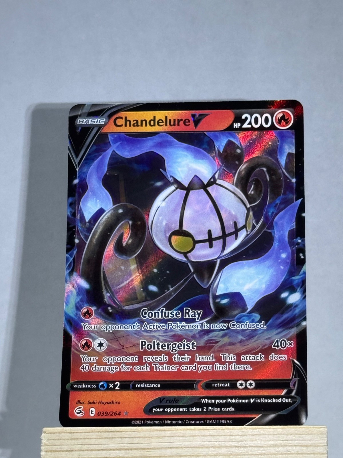 Chandelure V 039/264 Swsh08: Fusion Strike Holo