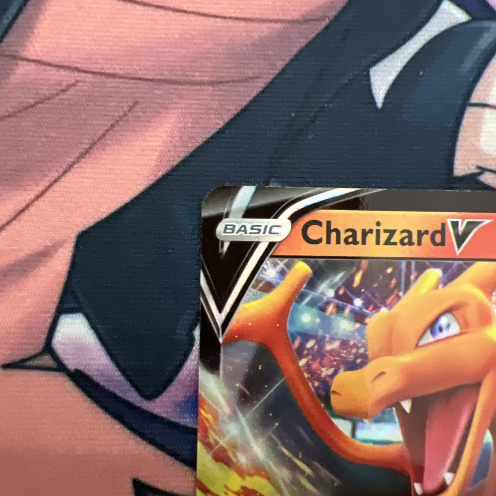 Pokémon TCG Charizard v Darkness Ablaze Holo Card 19/189