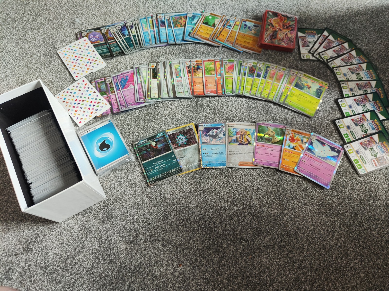 30 Pokemon random selection cards Common/Un-common/rare + extras