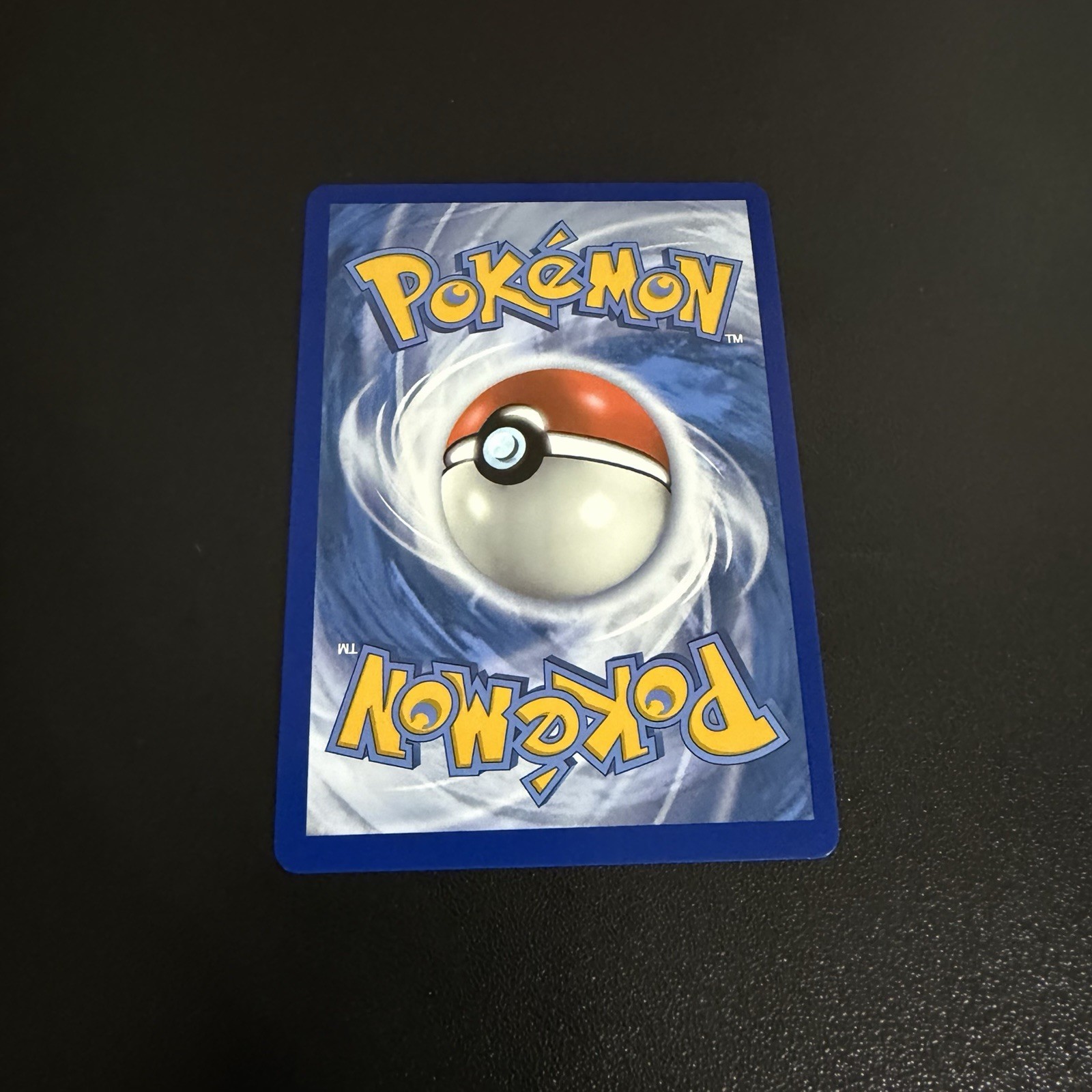 Raikou 050/185 Vivid Voltage – Holo Pokemon NM/M (Amazing Rare)