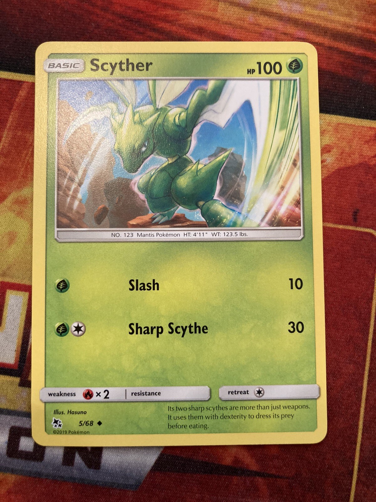 Pokemon Hidden Fates Set UN-COMMON Scyther 5/68 – Near Mint (NM) Condition