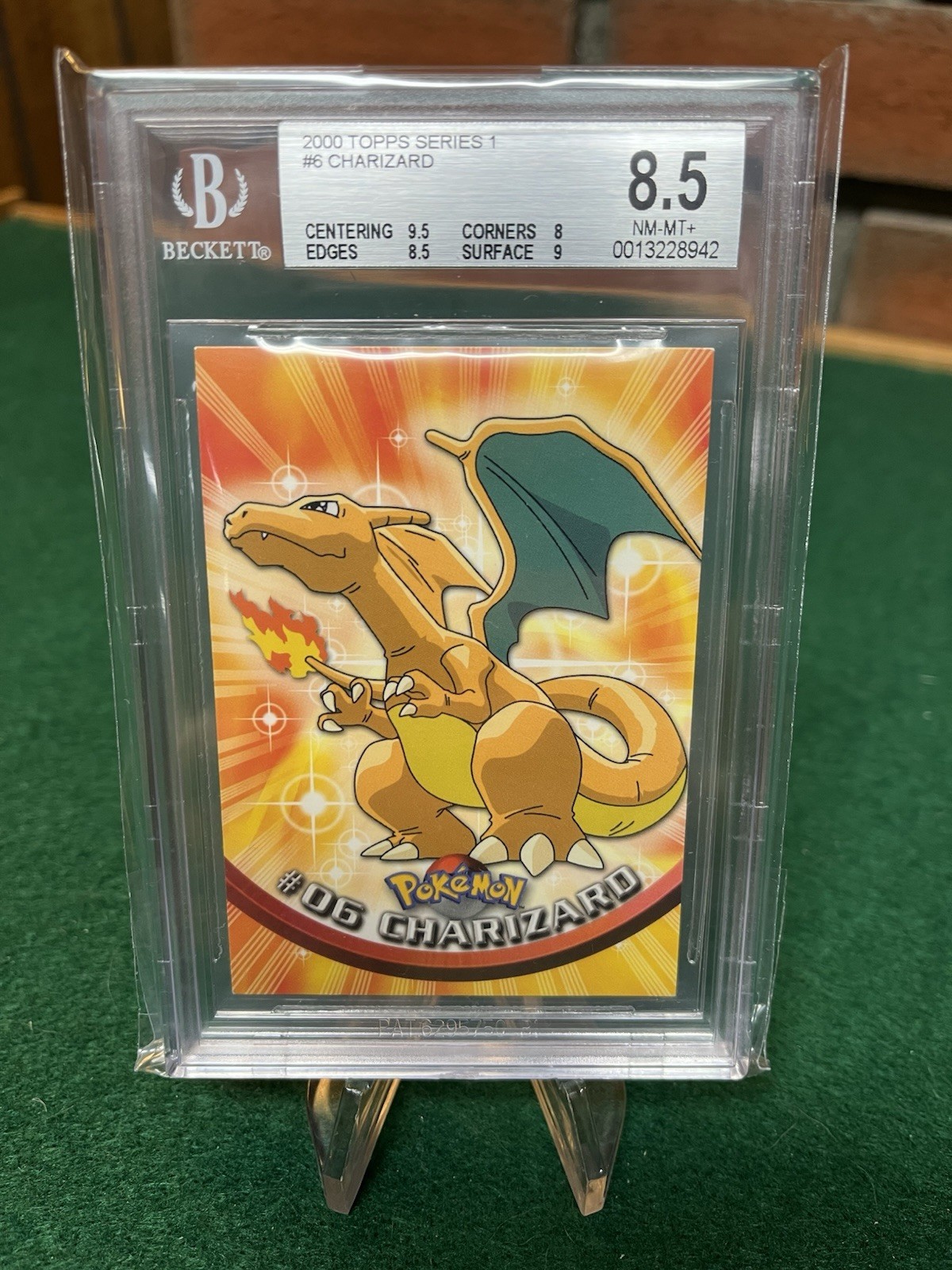 2000 Topps Series 1 #6 Charizard 8.5 BGS