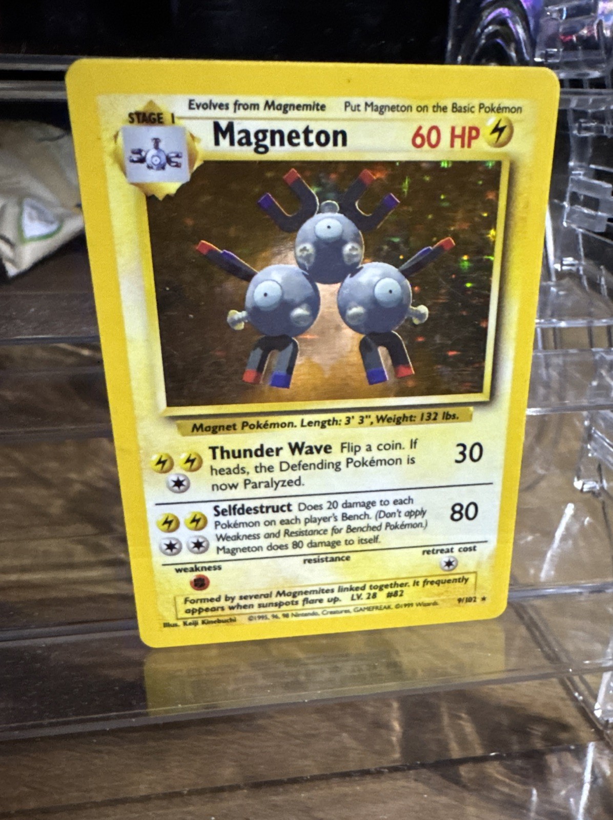 Magneton 009/102 Base Set Holo