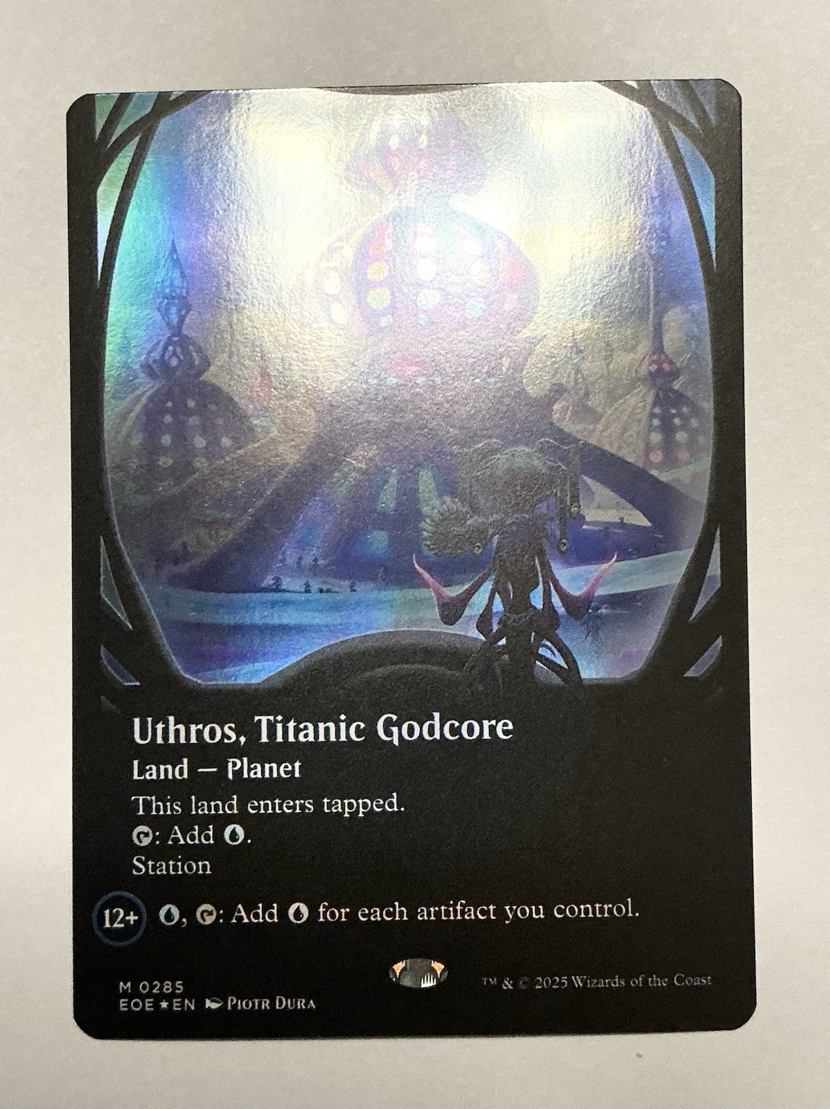 Uthros, Titanic Godcore (Borderless) Edge of Eternities Foil